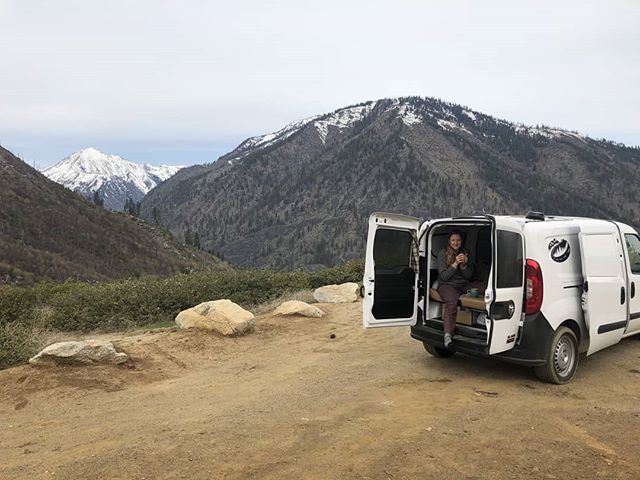 Coffee with a view

#cascadecampers