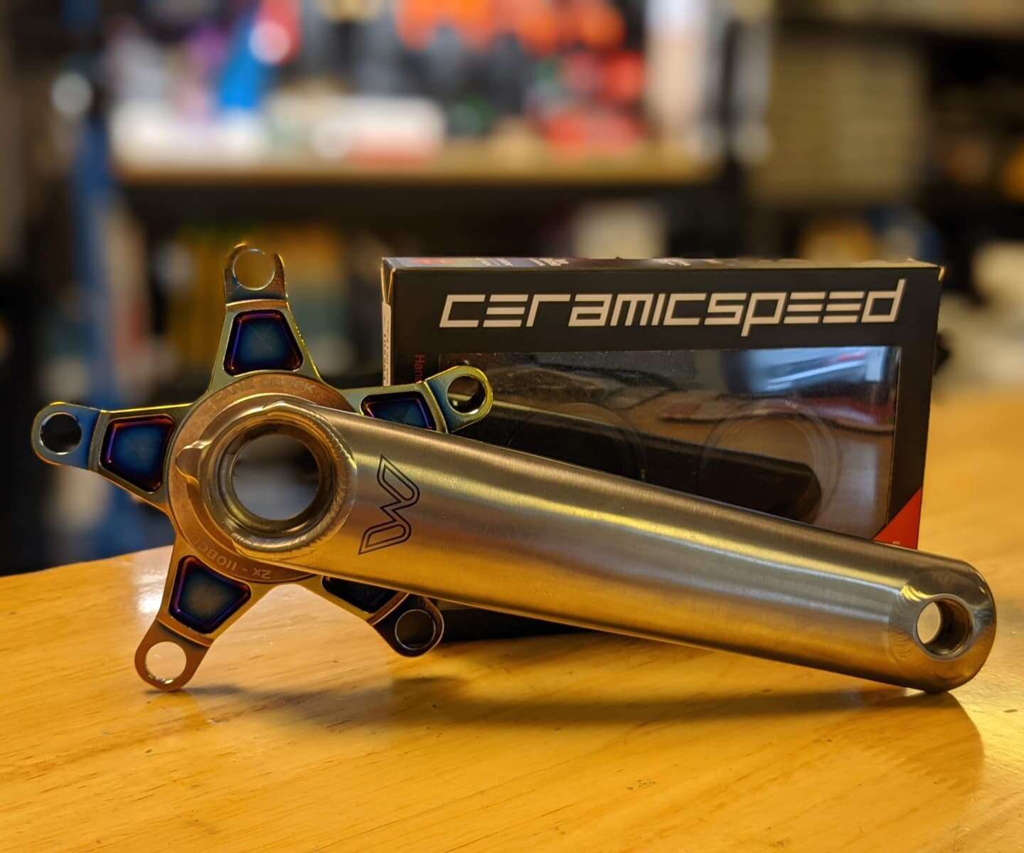 One of the more economical choices for a crank and BB. Going to be quite the build...

#RADcycleworks #rideallday #highend #bicycle #builds #design #consultation #certifiedRAD #titanium #eewings #ceramicspeed #goallin #canecreek #oilslick