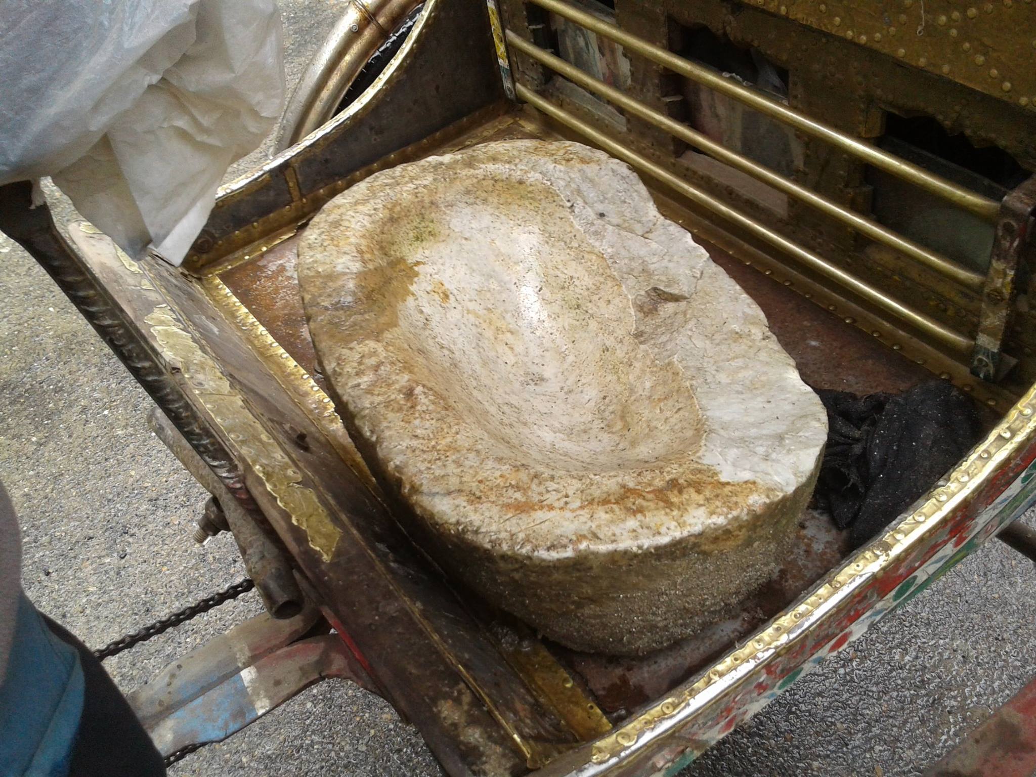 Grinding stone2.jpg