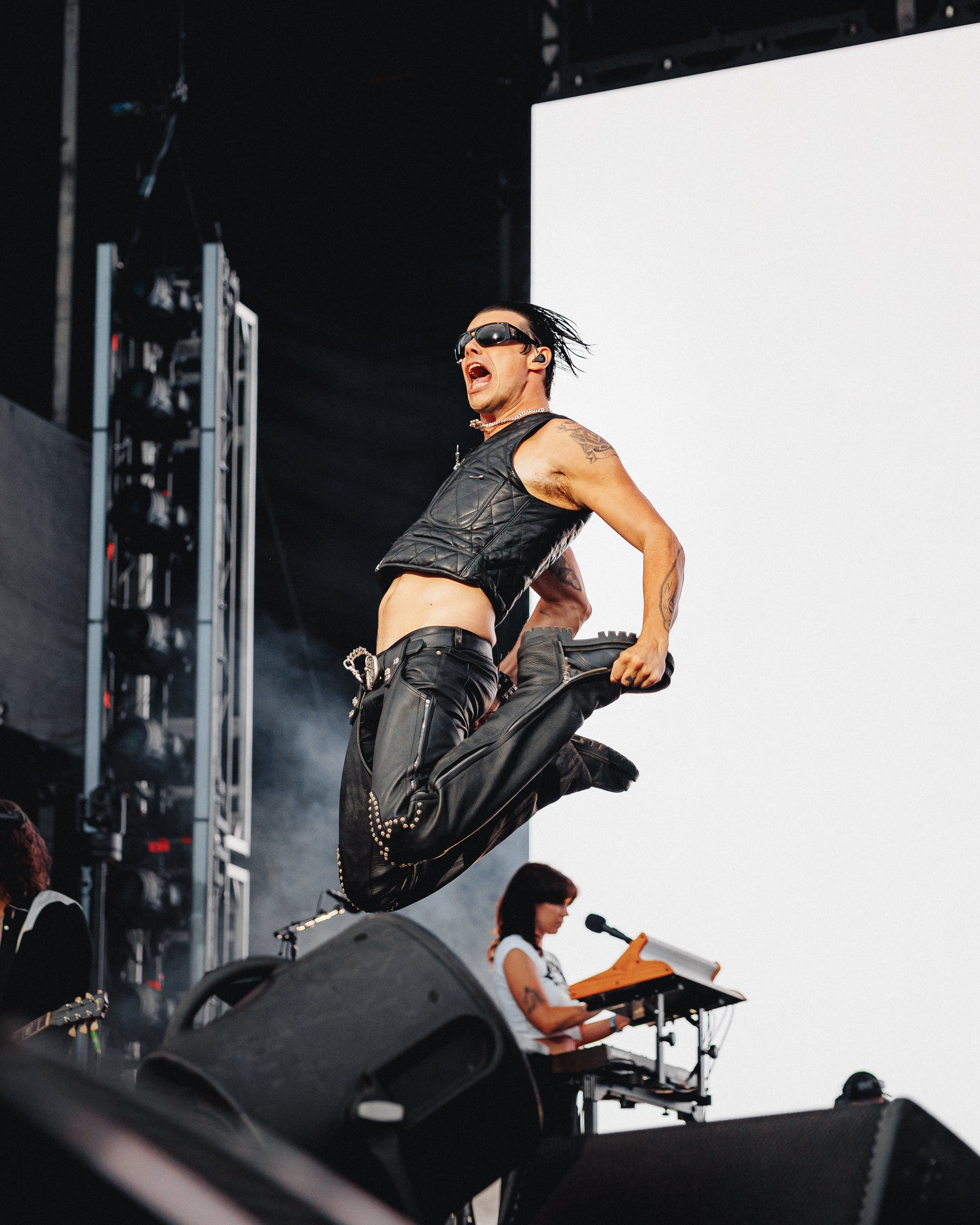 Yungblud-14.jpg