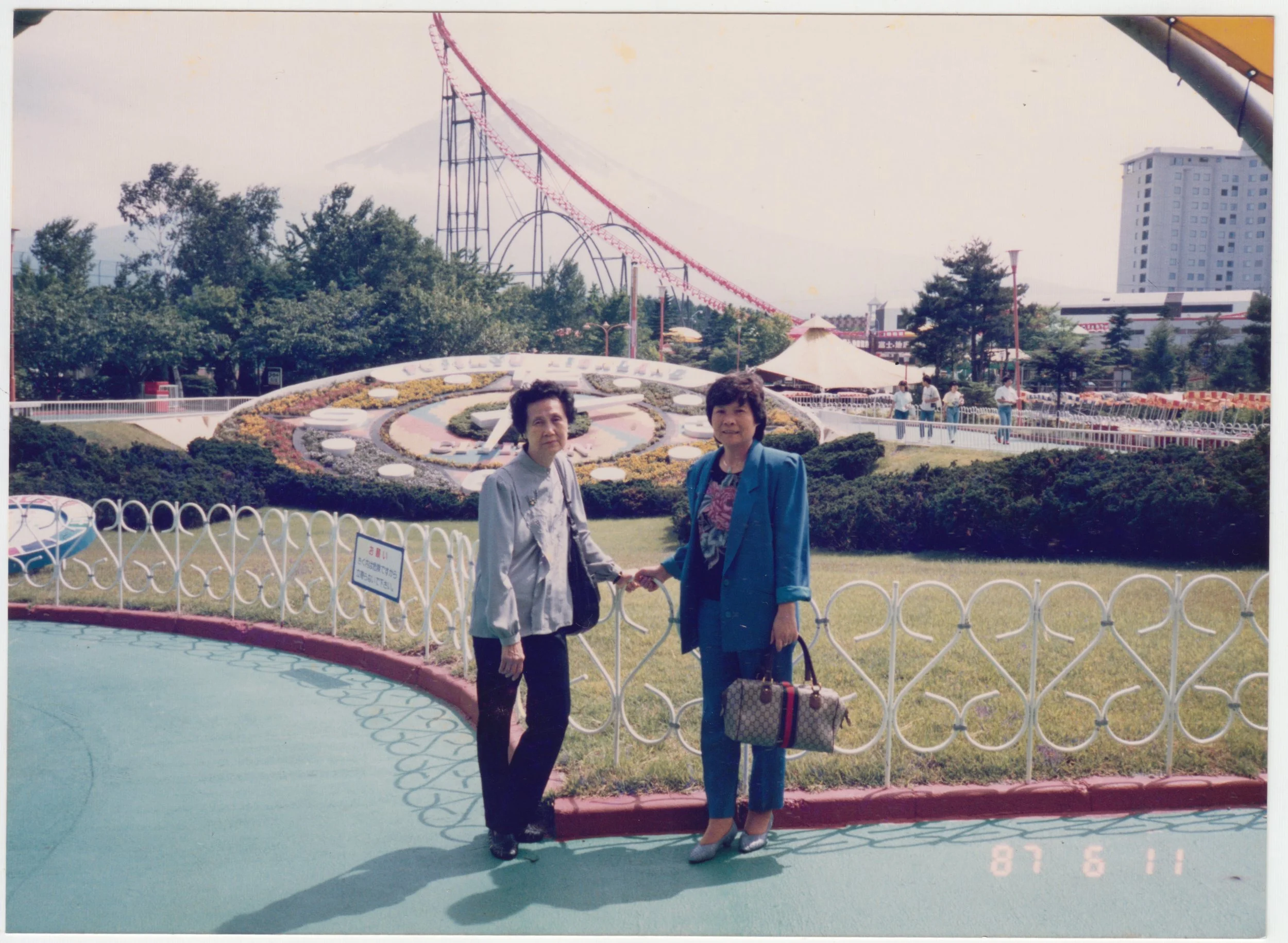 Grandma & 姨太婆 in Japan. Taken on 11 June 1987.