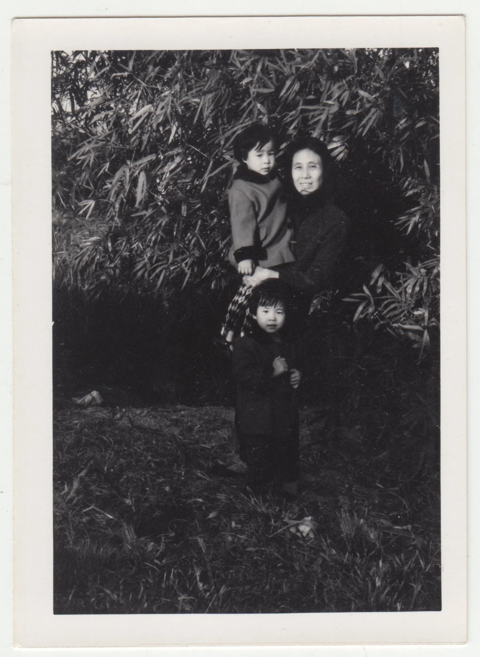 Mum, EE & 姨太婆 at a park, c. 1965-1966.