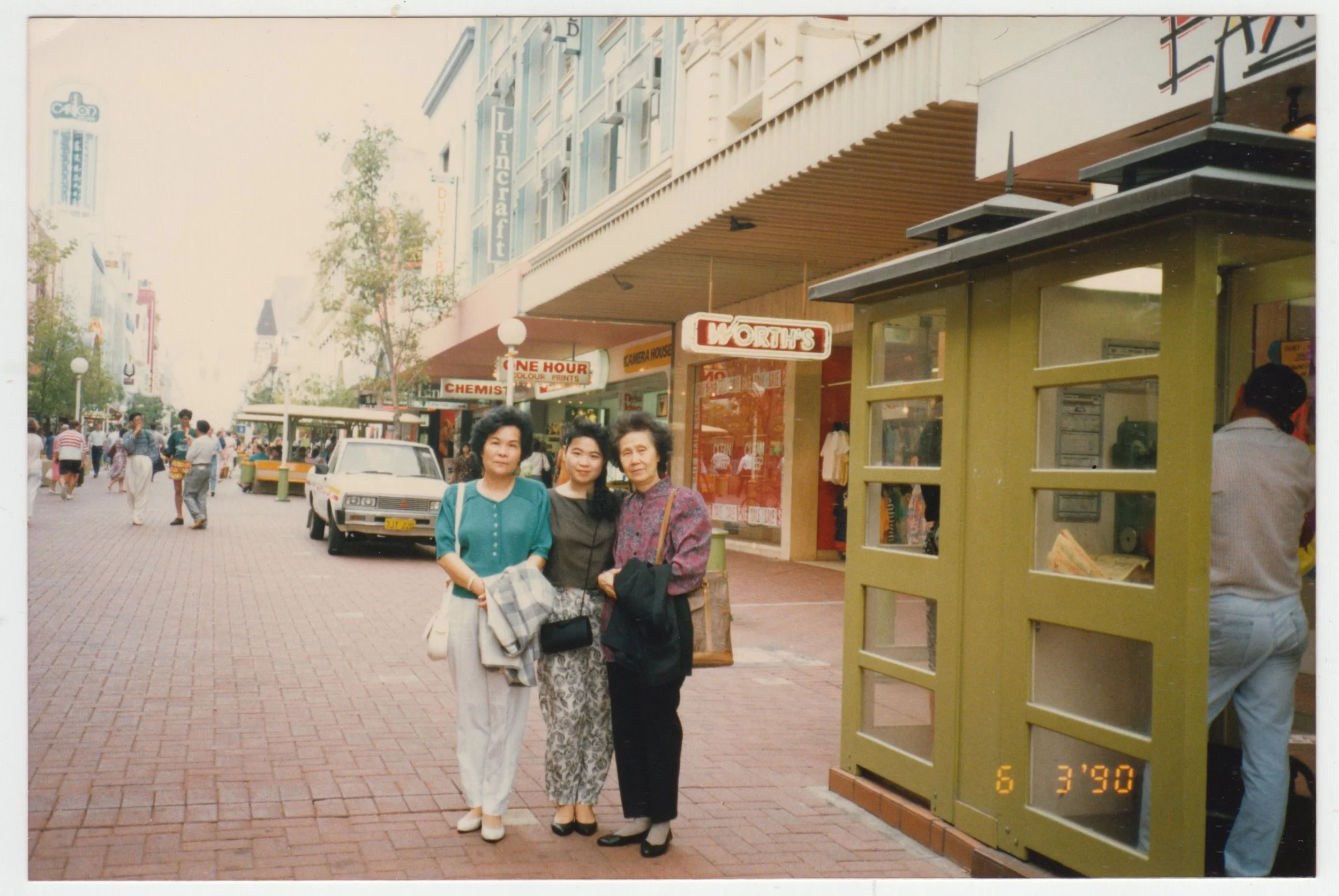Mum & 姨太婆 in Burswood, Australia. Taken on 6 March 1990