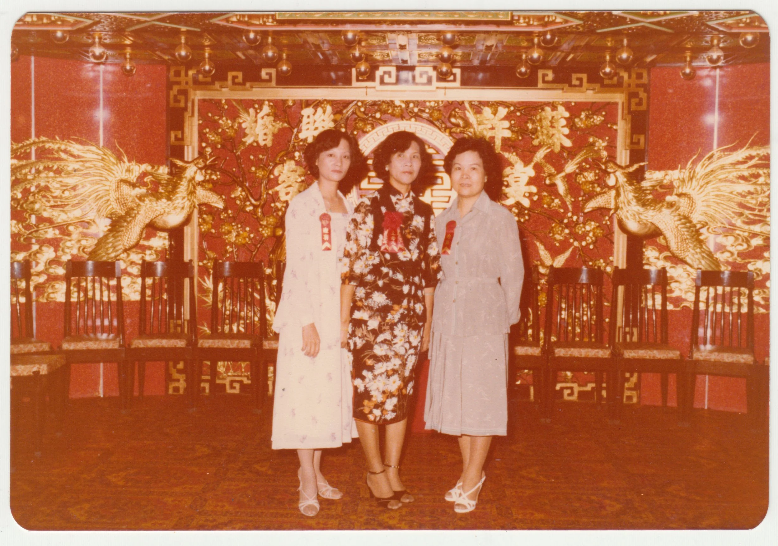 牛表叔婆, Mi Por & Grandma at So-Hui Wedding Banquet (Mi Por's family name after marriage is So), c. 1980s.