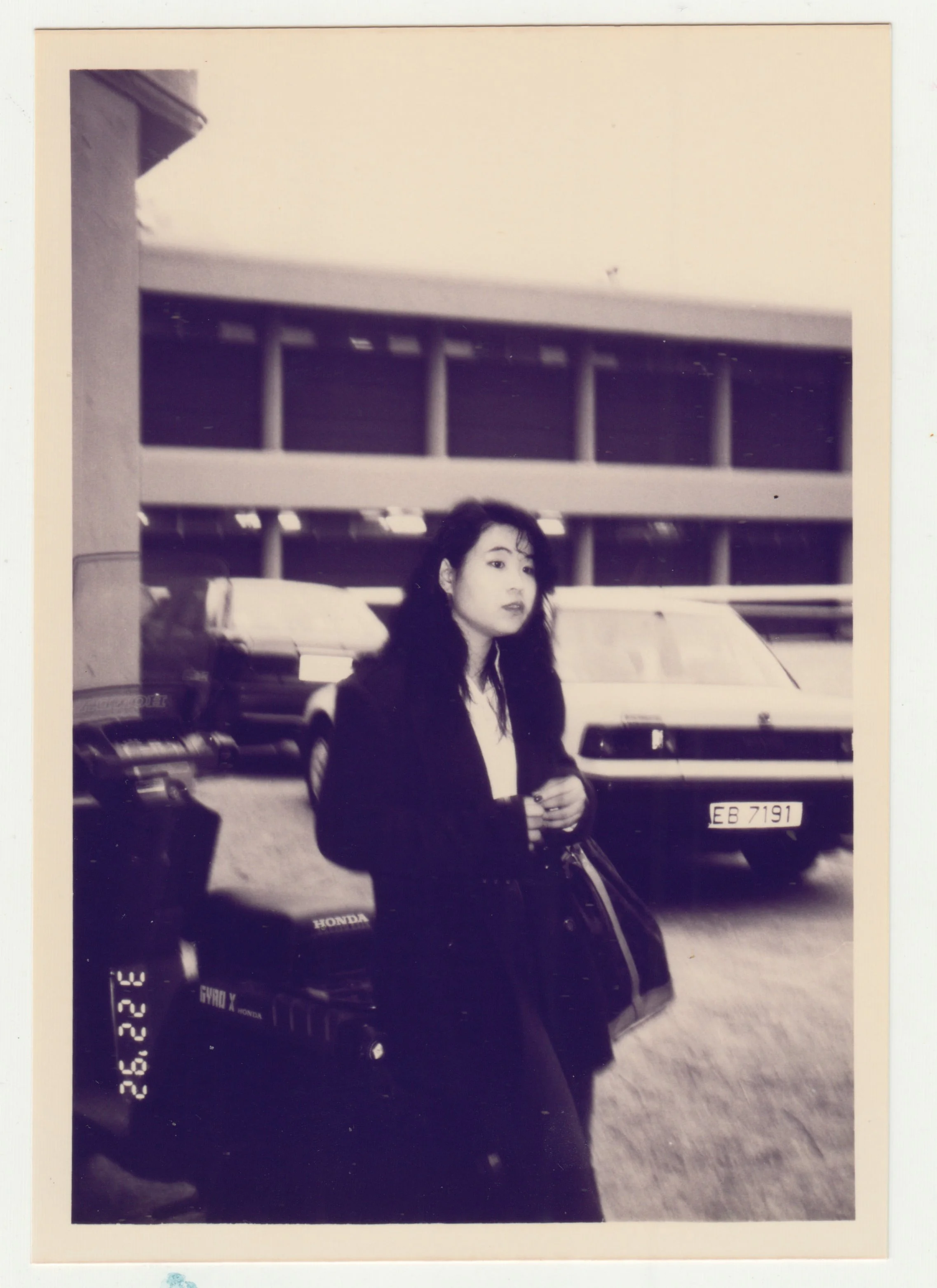 Mum at Hong Kong Jockey Club Stable, Shatin. Photo taken by EE on 22 March 1992.