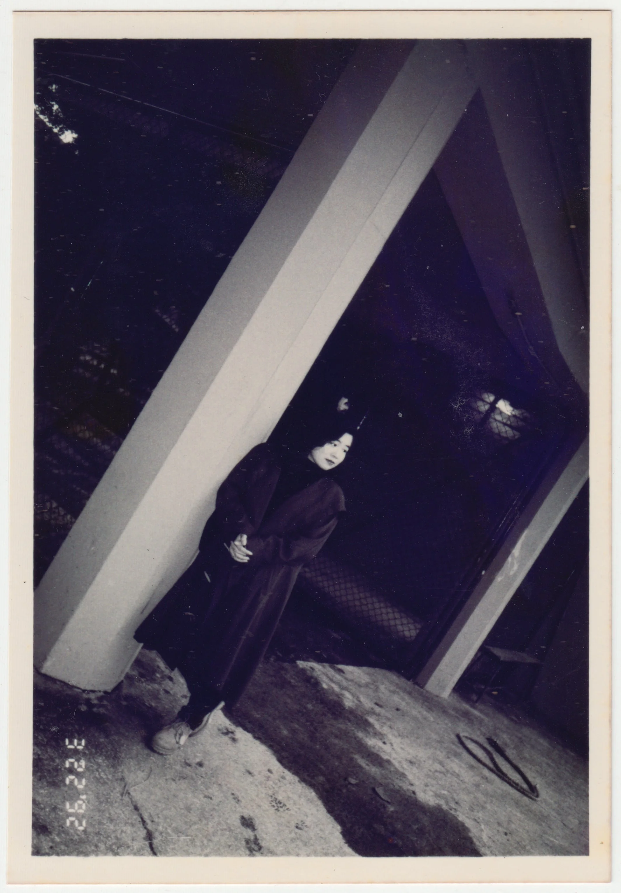 EE at Hong Kong Jockey Club Stable, Shatin. The photo was taken by Mum on 22 March 1992. 