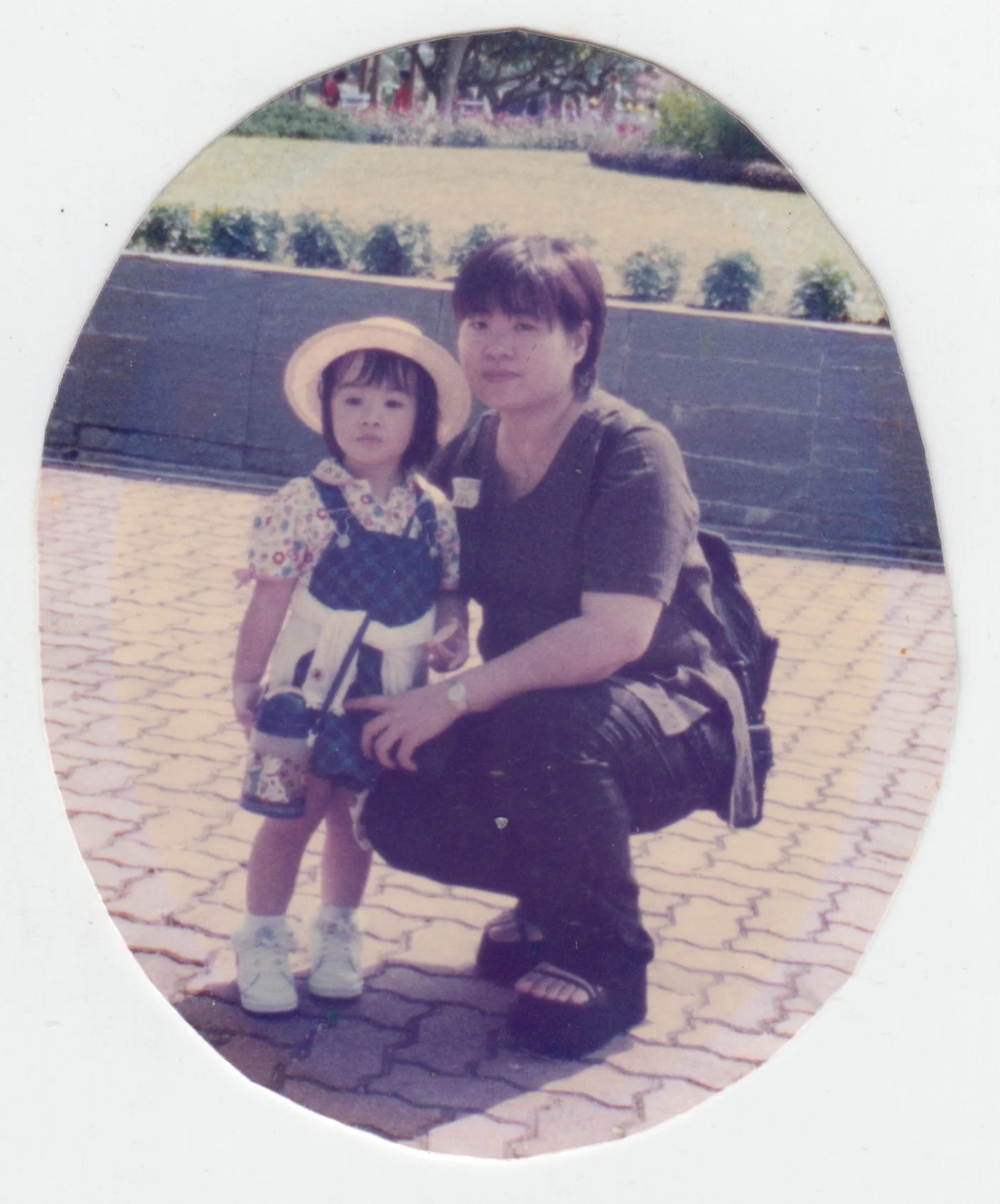 c. 1997 - 1998. Original photo was cut to fit the frame.