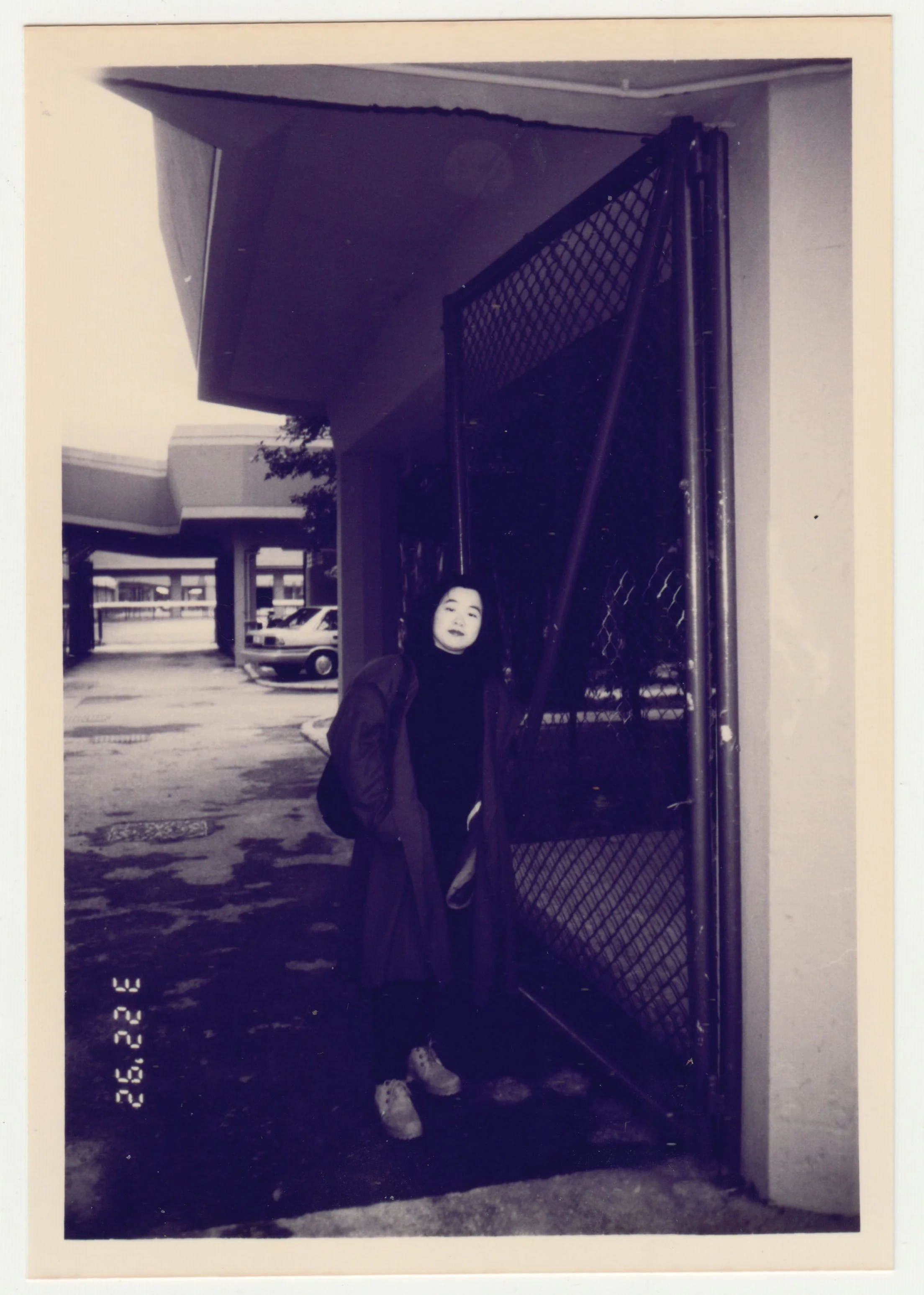 EE at Hong Kong Jockey Club Stable, Shatin. The photo was taken by Mum on 22 March 1992. 