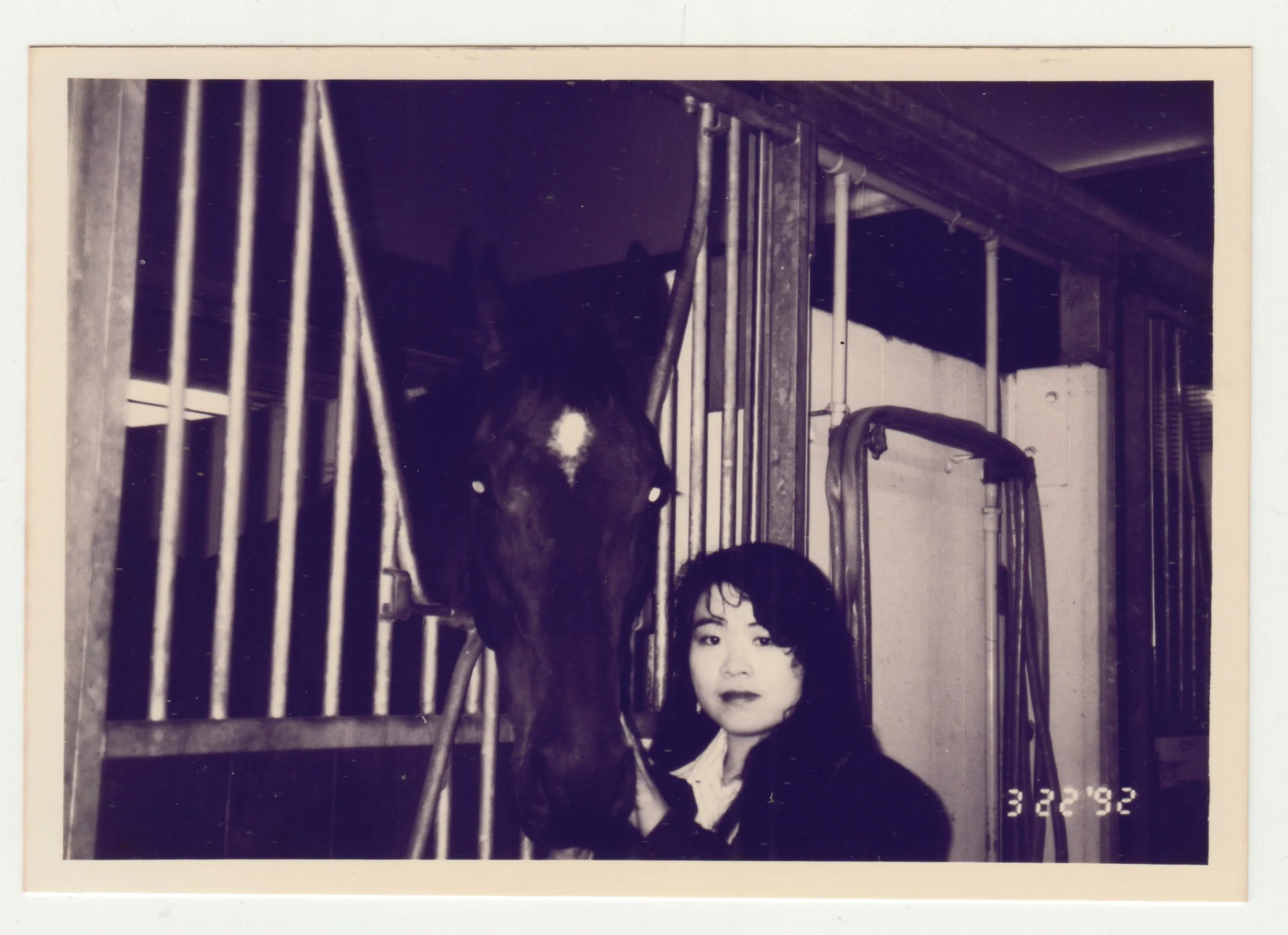 Mum with Horse ‘Jayee 8 現代福星’ at Hong Kong Jockey Club Stable, Shatin. Photo taken by EE on 22 March 1992.