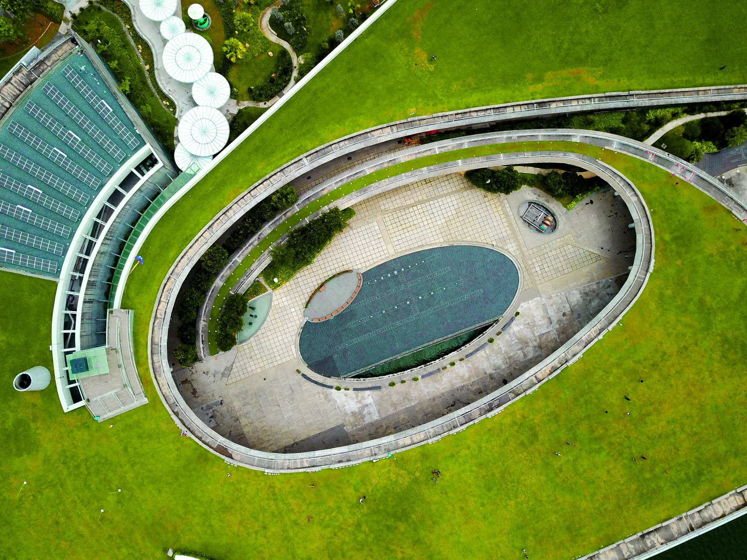  MARINA BARRAGE ROOFTOP PARK 