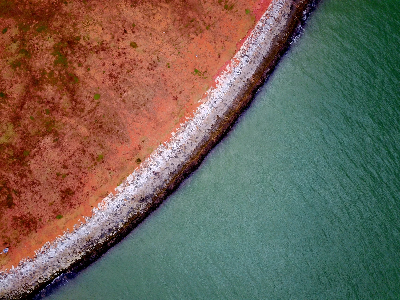  THE HUE OF THE JOHOR STRAITS 