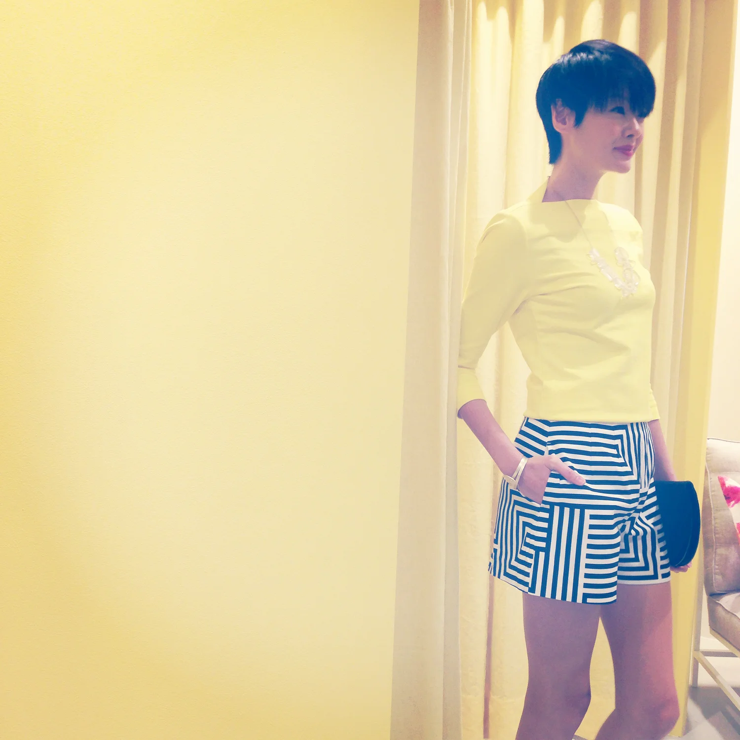  BLENDING IN - SHEILA SIM 