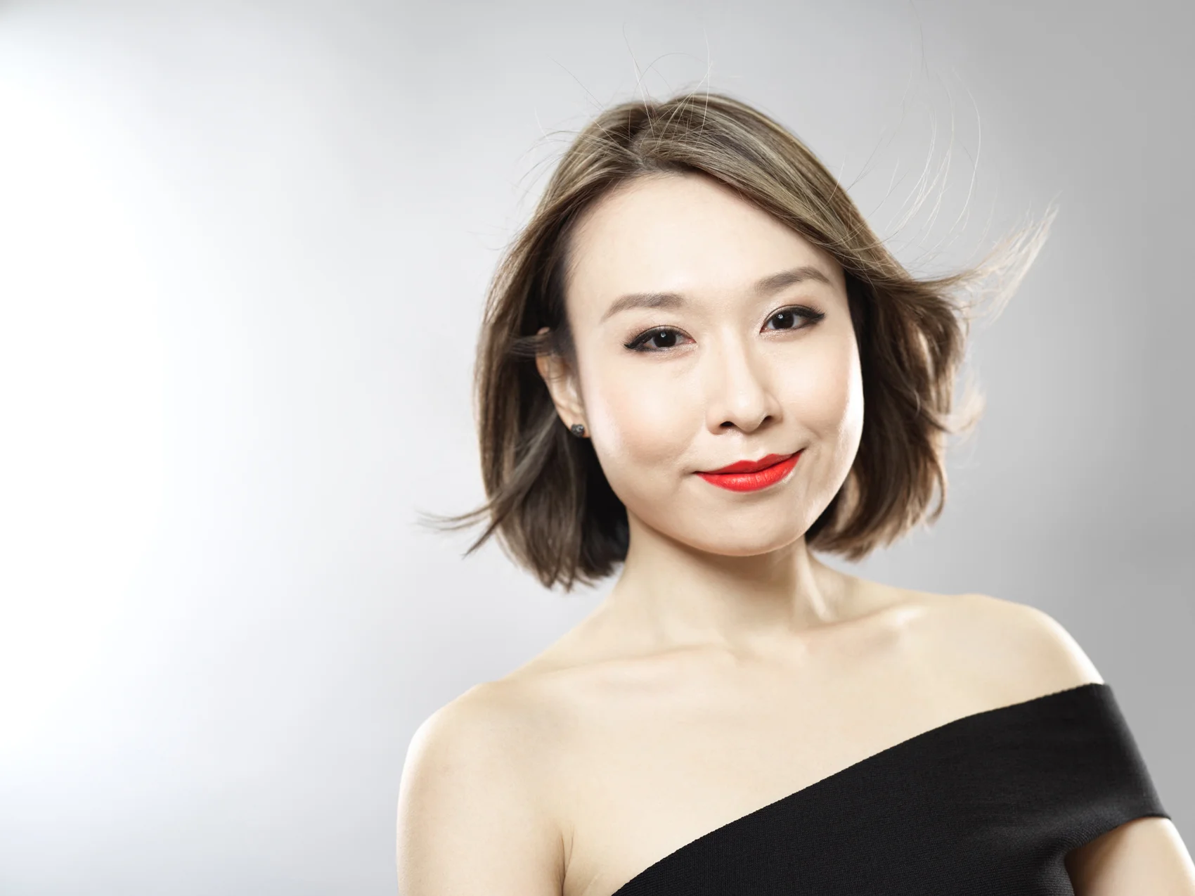  STEPHANIE Q - CORPORATE PROFILE 