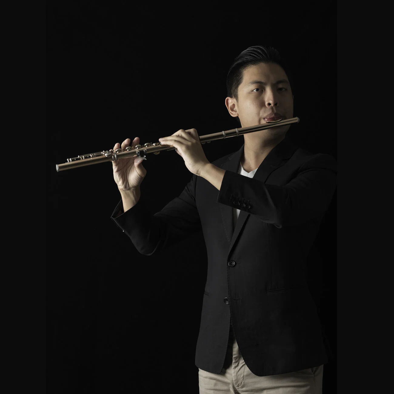  RIT XU ON FLUTE  - MEMBER OF THE JAZZ ASSOCIATION OF SINGAPORE 