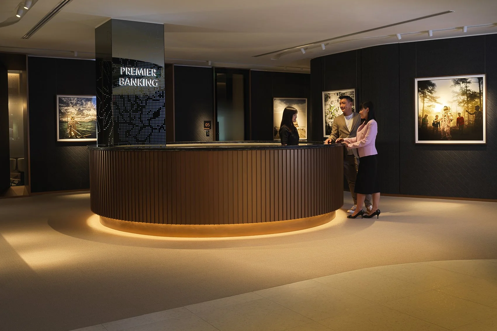  OCBC@WISMA - PREMIER BANKING 