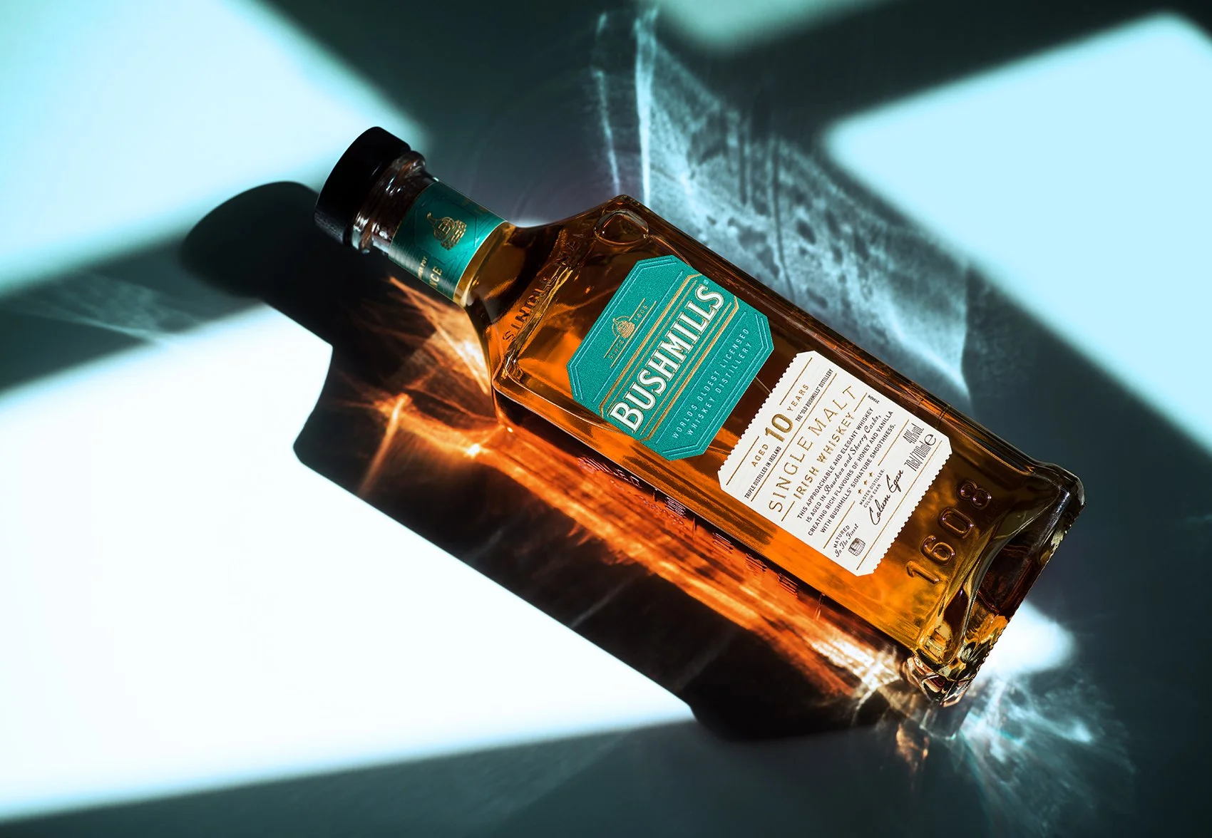  BUSHMILLS - SINGLE MALT IRISH WHISKEY 