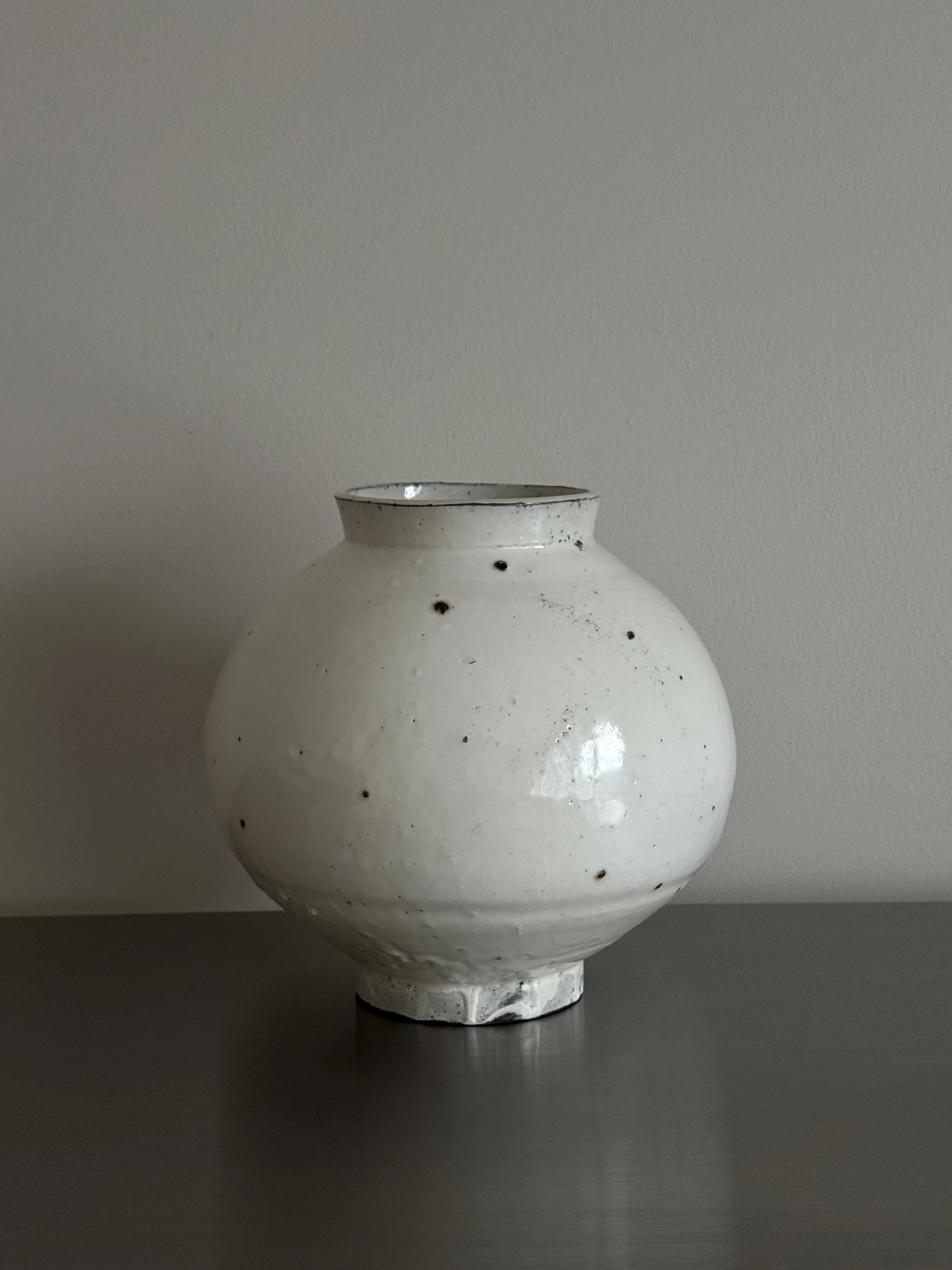 Moon jar