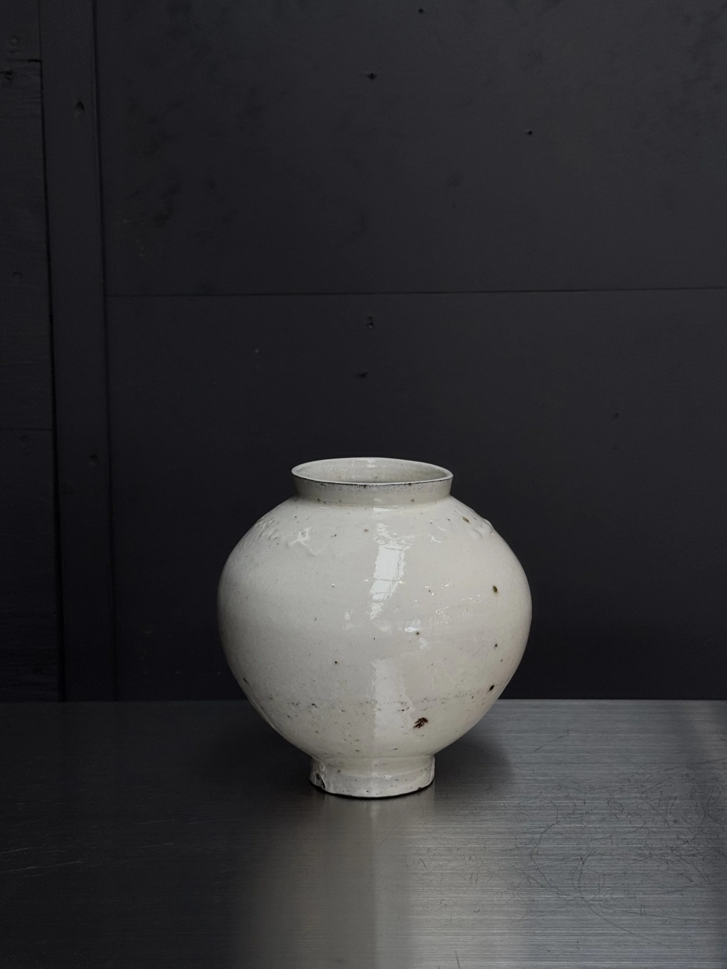Moon jar