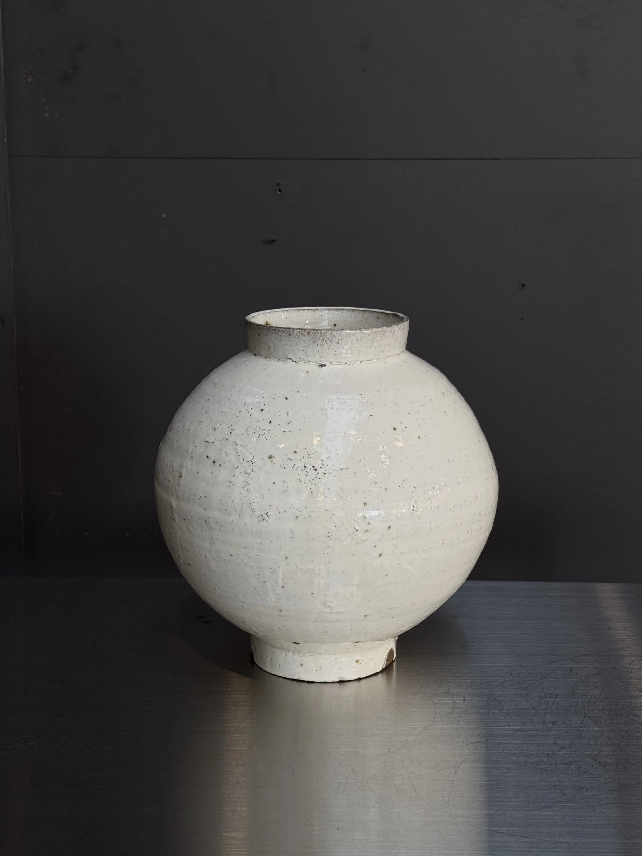 Moon jar