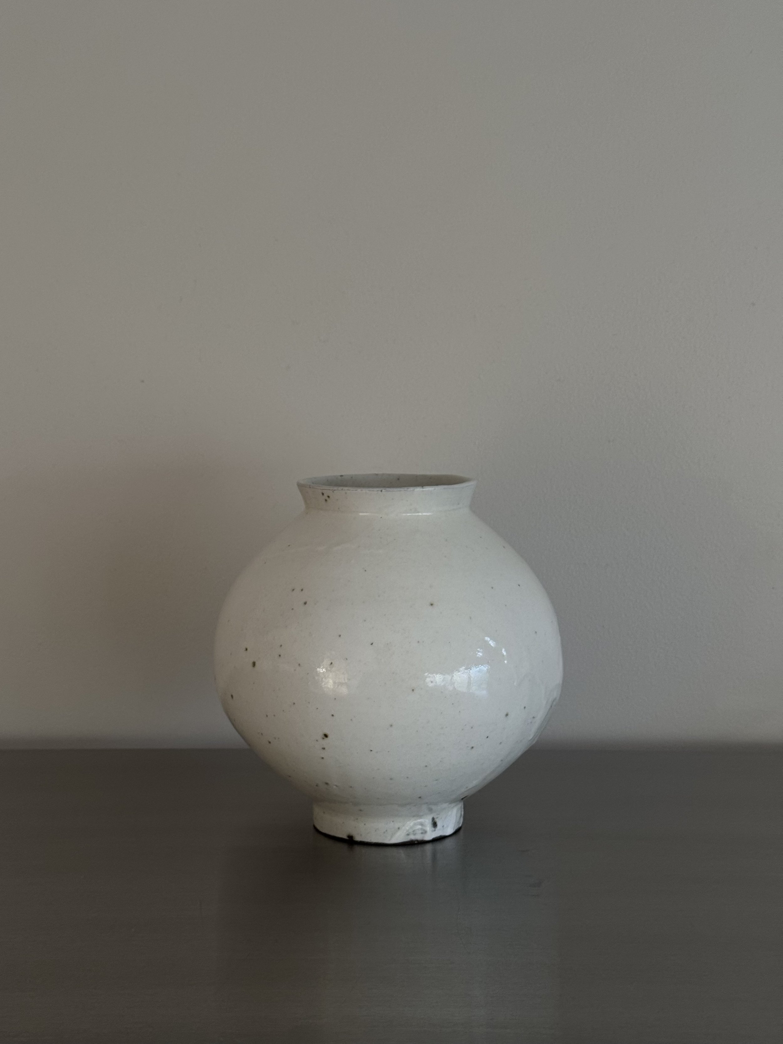 Moon jar