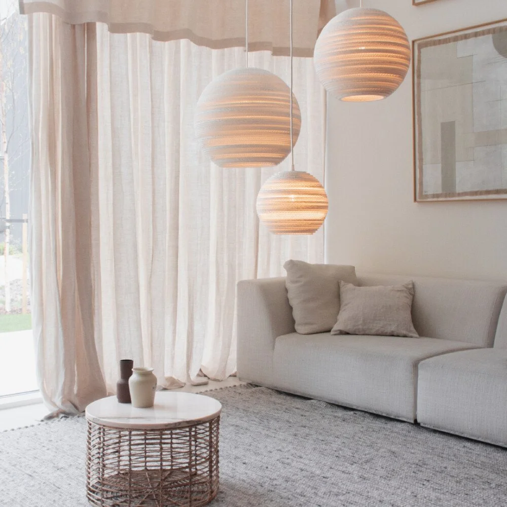 product2Fmoonparent2F04-Graypants-Scraplight-White-series-hang-lamp-Moon14-Pendant-White-GP-1162-98.jpg