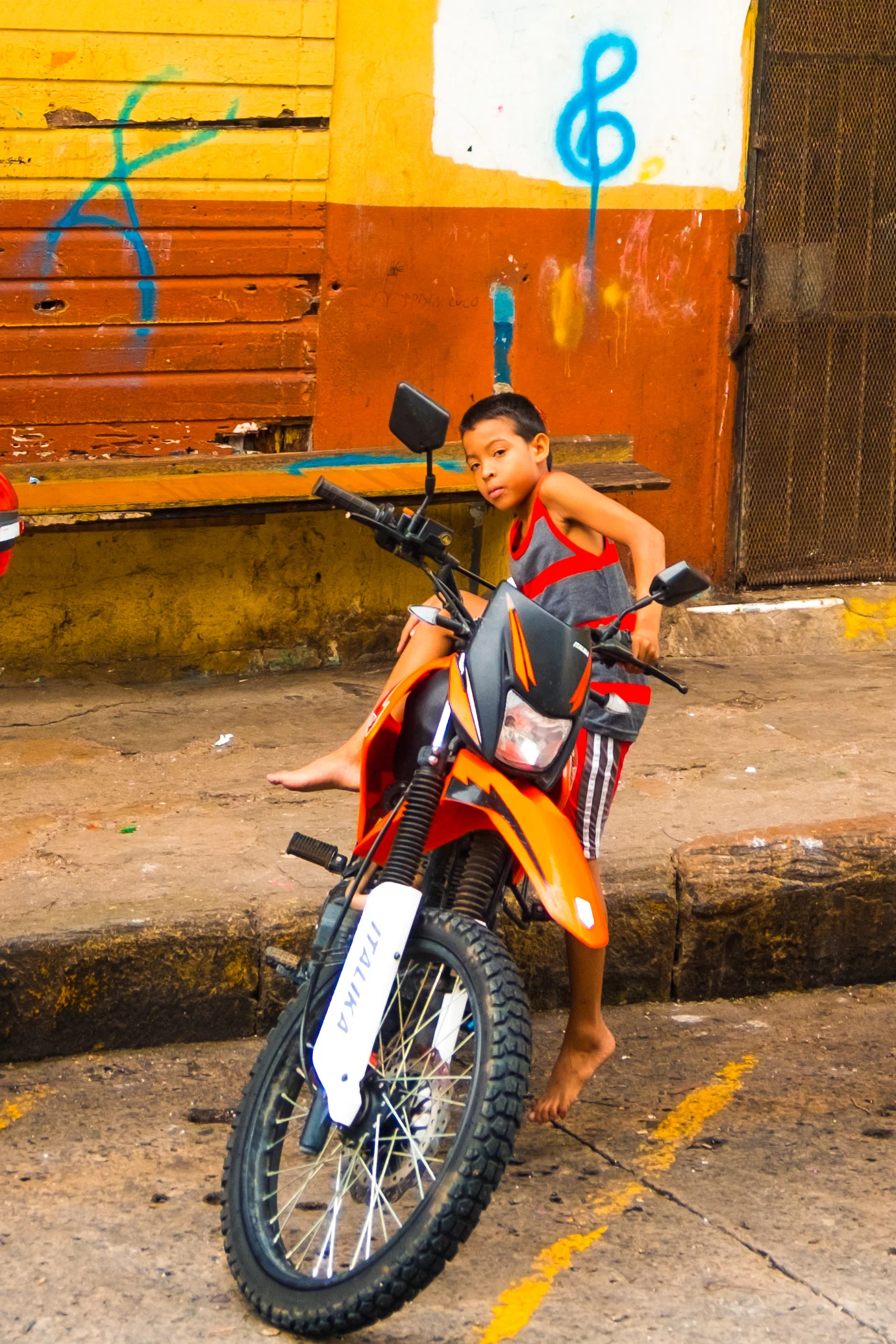 Little gangsta, Panama City poor neighborhood