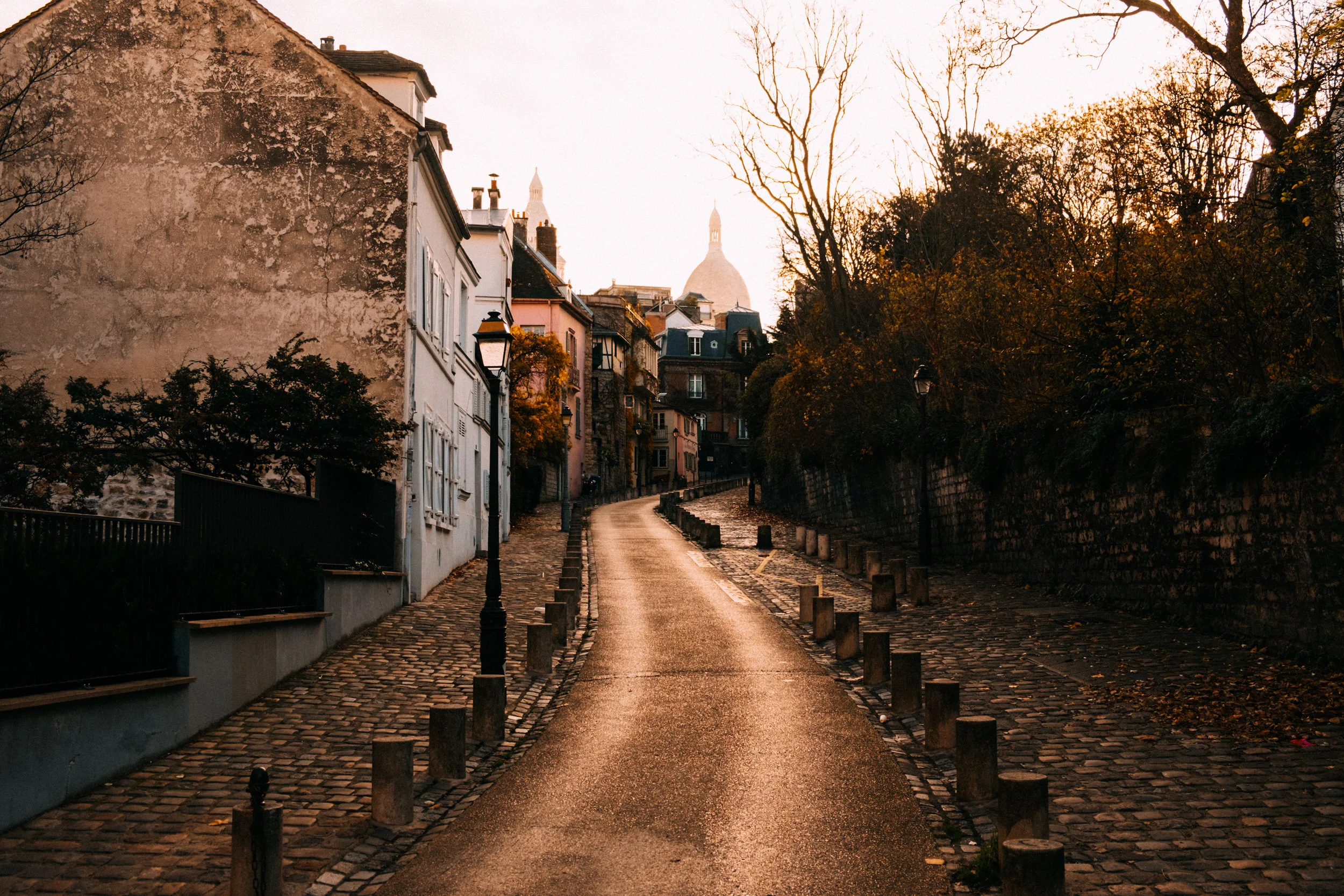 Early in the morning, Montmartre, Paris