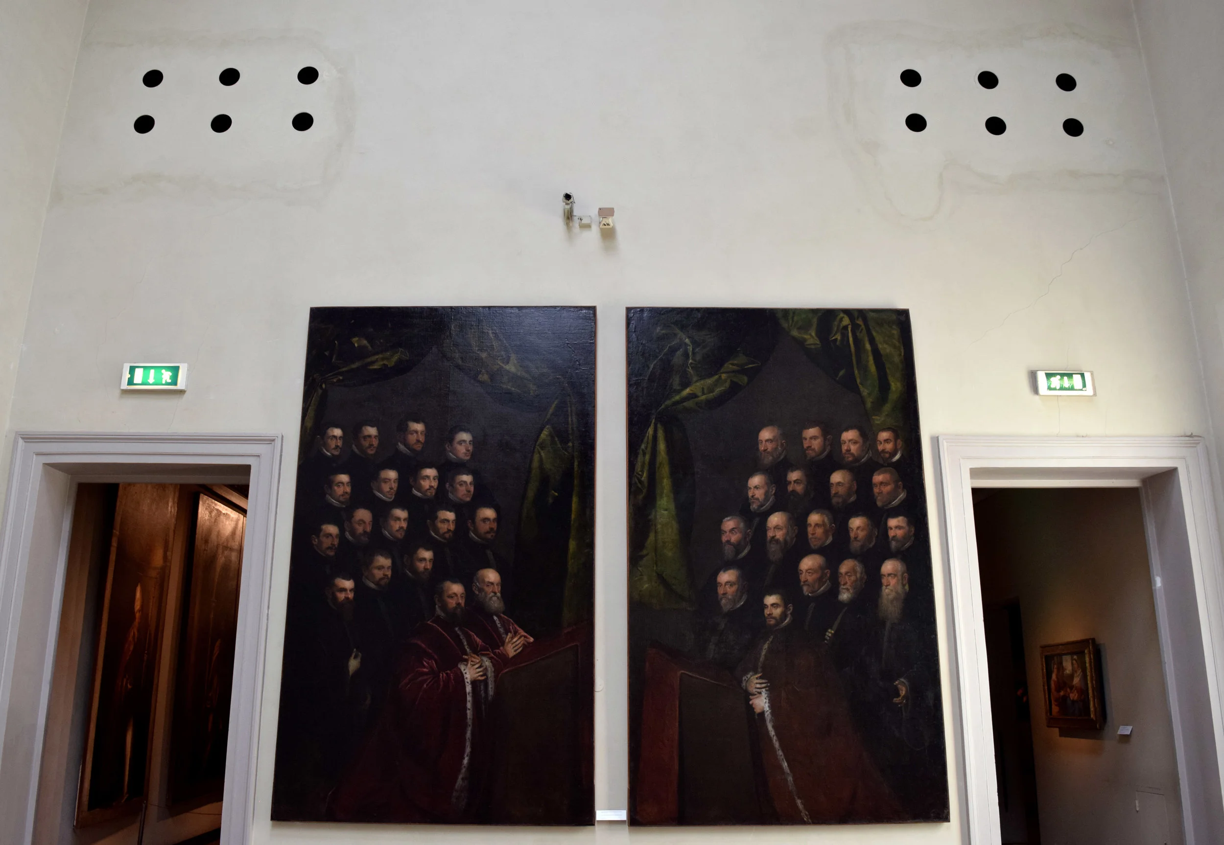 Circles and Heads_DSC_0091 2.jpg