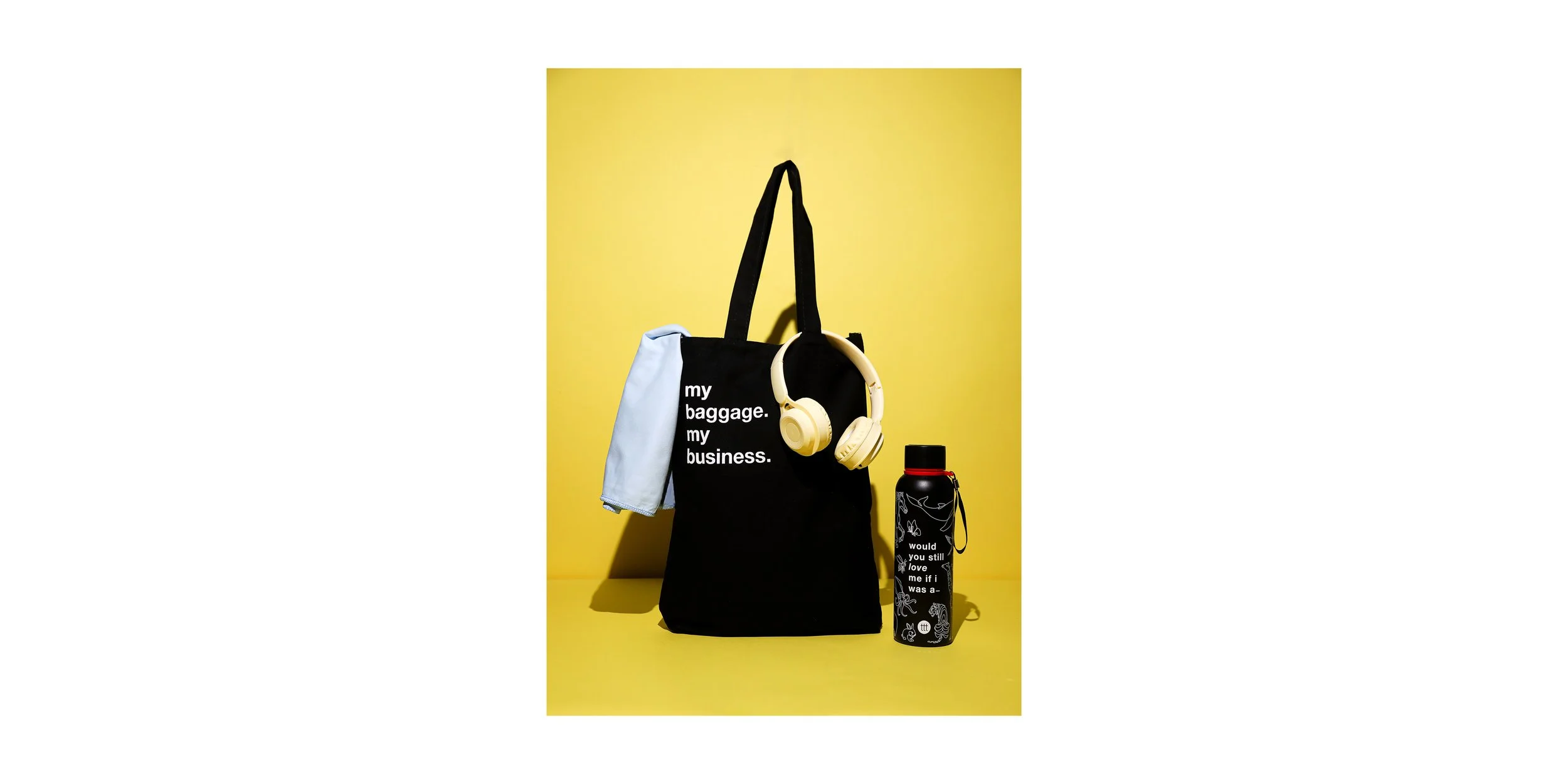 I0159879_Minding My Business Bag_White_TTT_YELLOW BACKGROUND_SELECT-3.jpg
