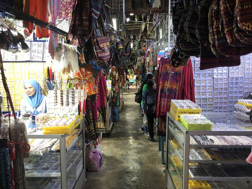 Inside the Handicraft Market