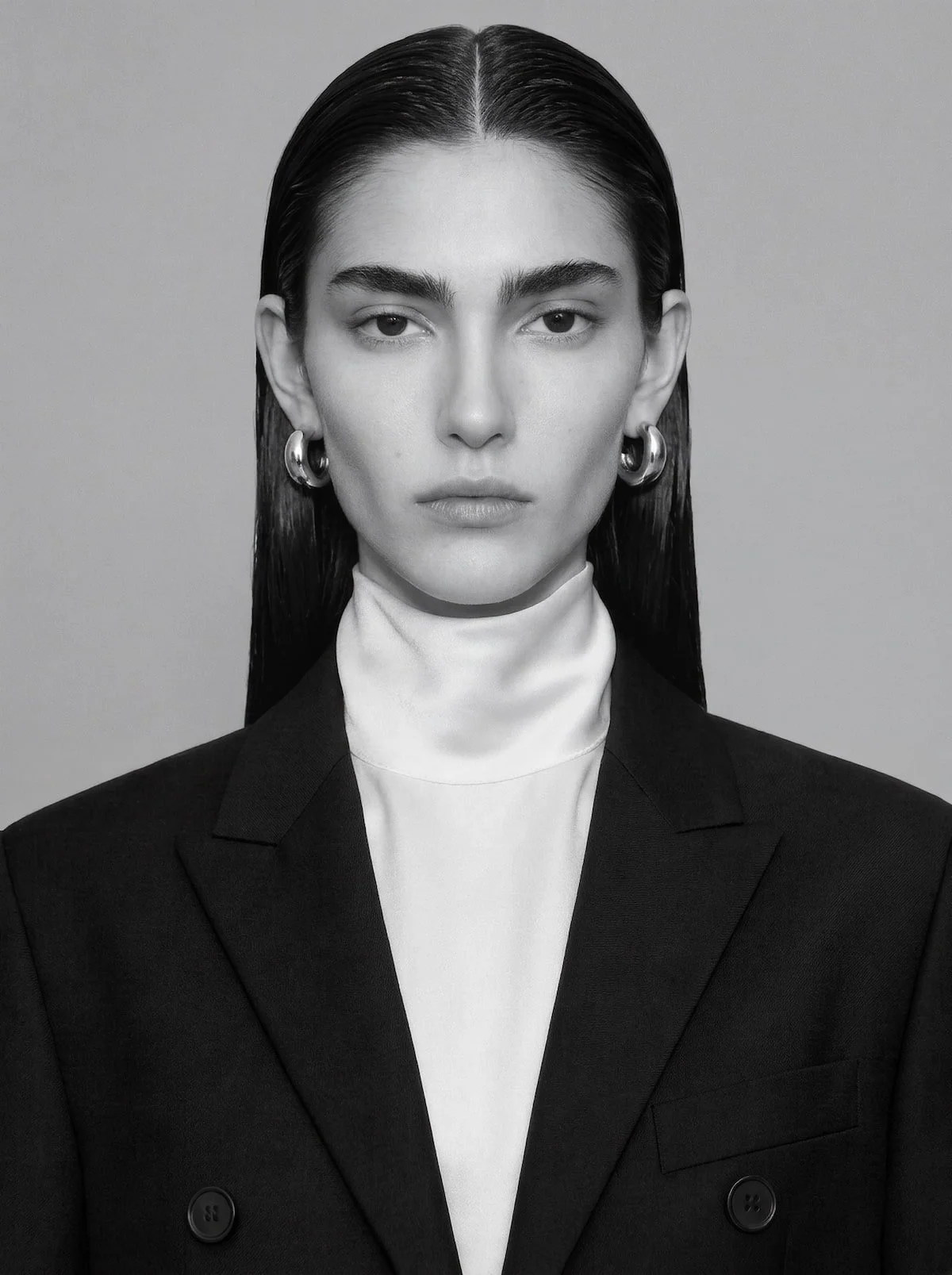 Portrait_satinshirt.jpg