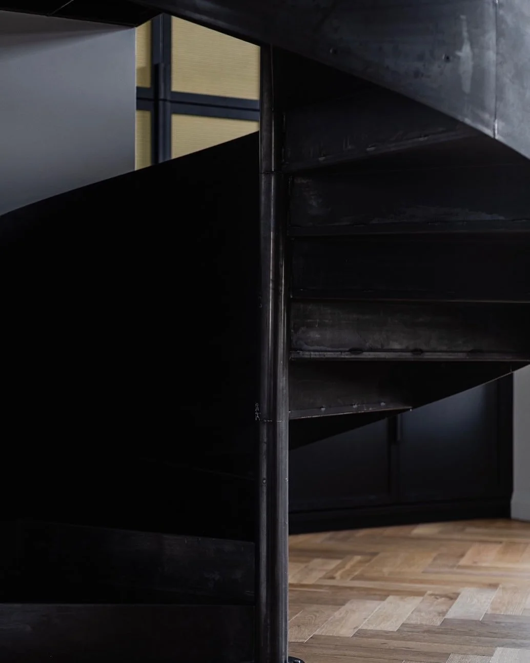 Statement staircase 
.
.
.
Photography: @vanheyst.photography 
Contractor: @garnetconstruction