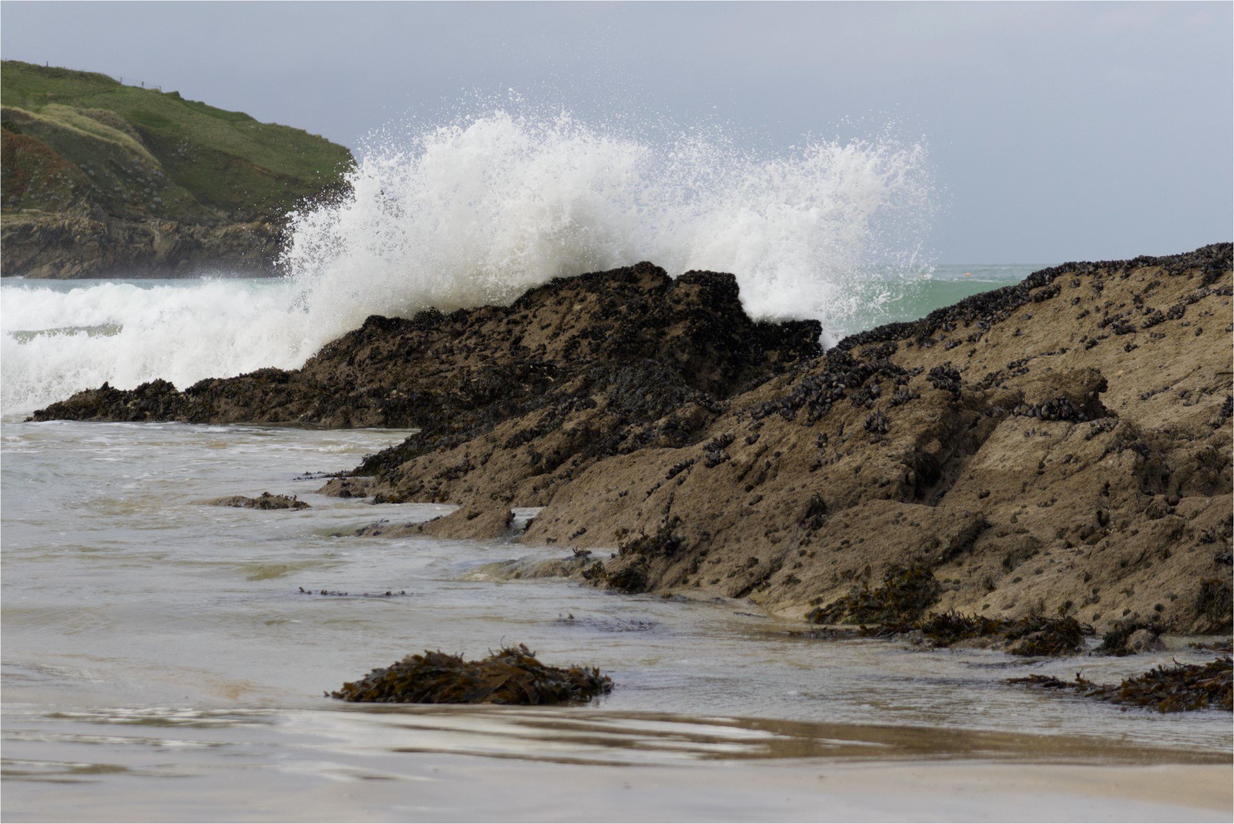 Breaking Wave by Colin Pascoe