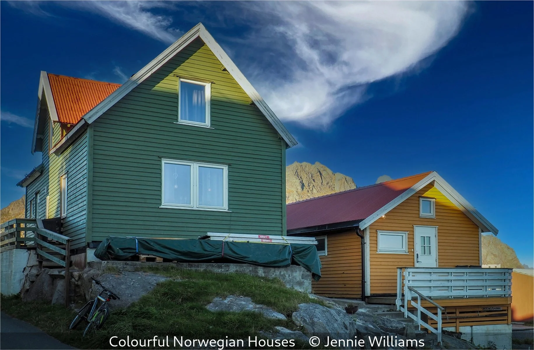 16_Colourful Norwegian Houses_Jennie Williams_.jpg