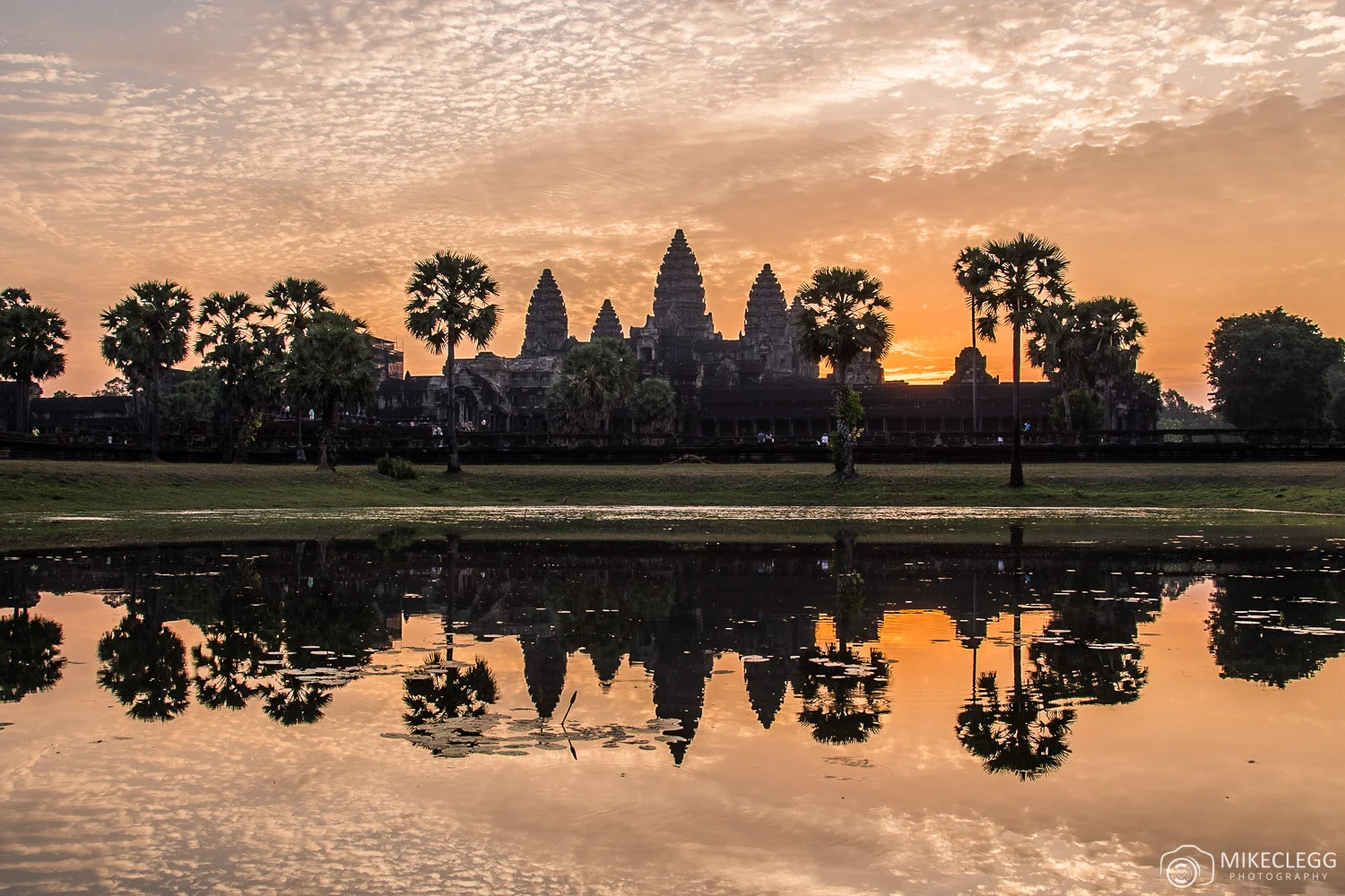 Angkor Wat, Cambodia.jpg