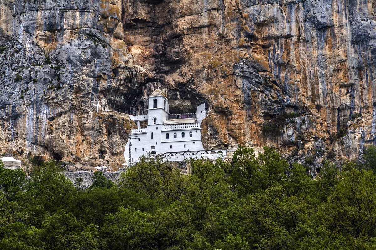 Ostrog Monastery Serbia.jpg