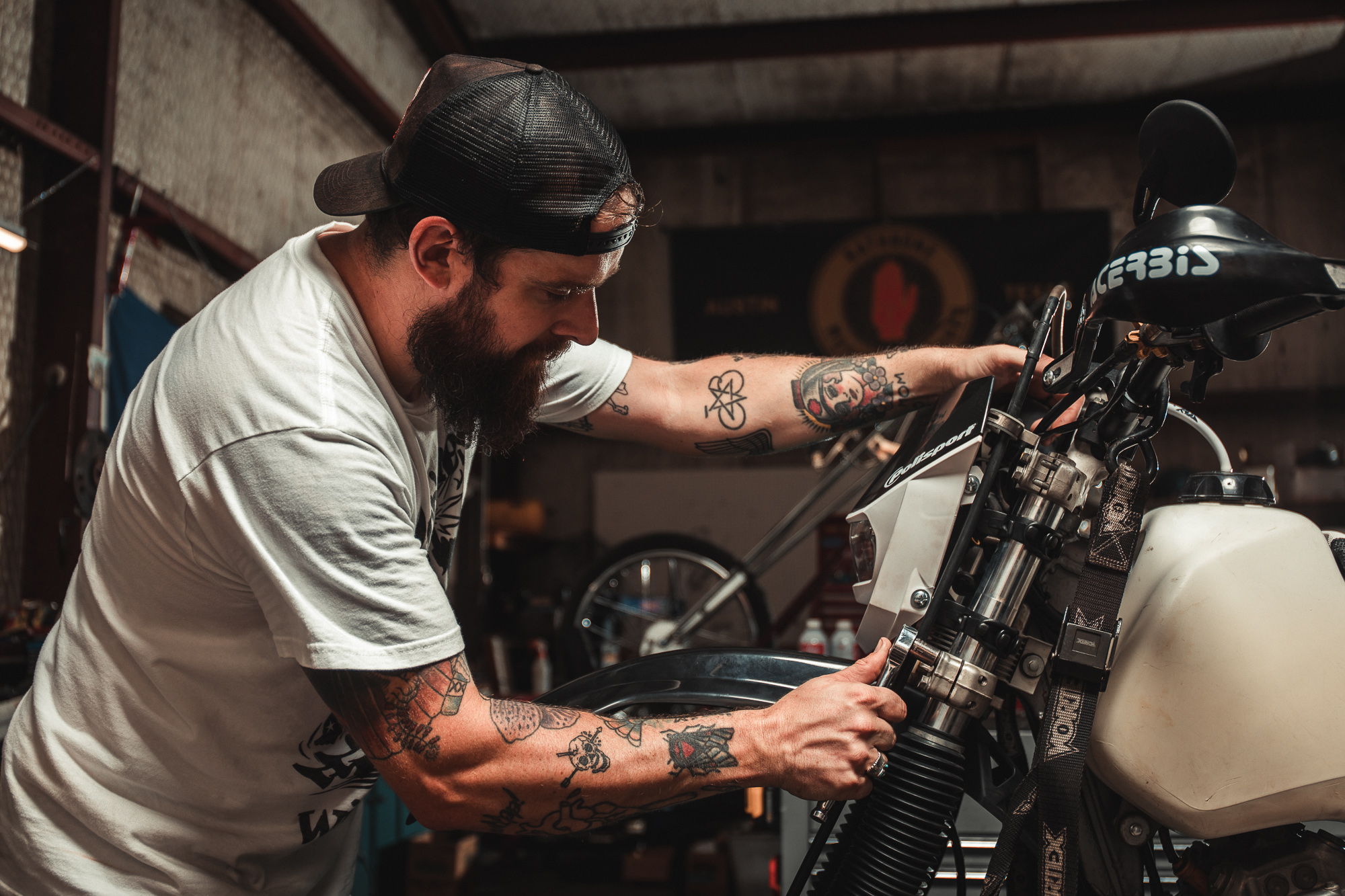 2019-08-19_Rathbone_Motorworks_Tech_Gloves_0224.jpg
