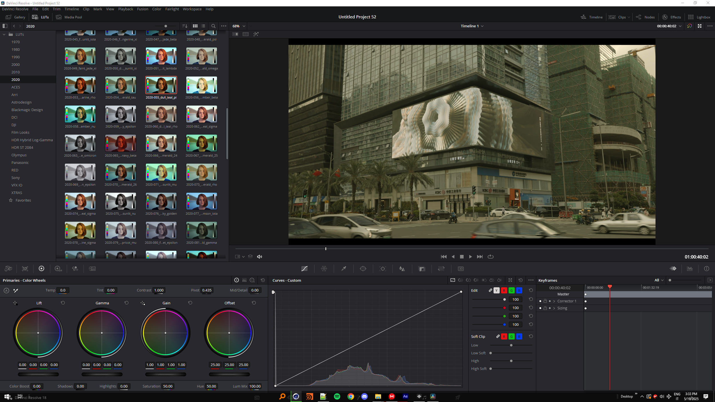Hypergrade in DaVinci Resolve