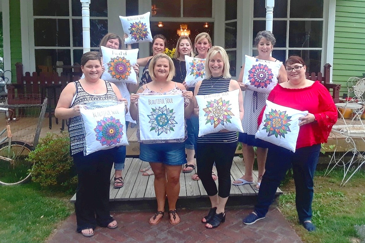 Designs by Dana Pillow Class.jpg