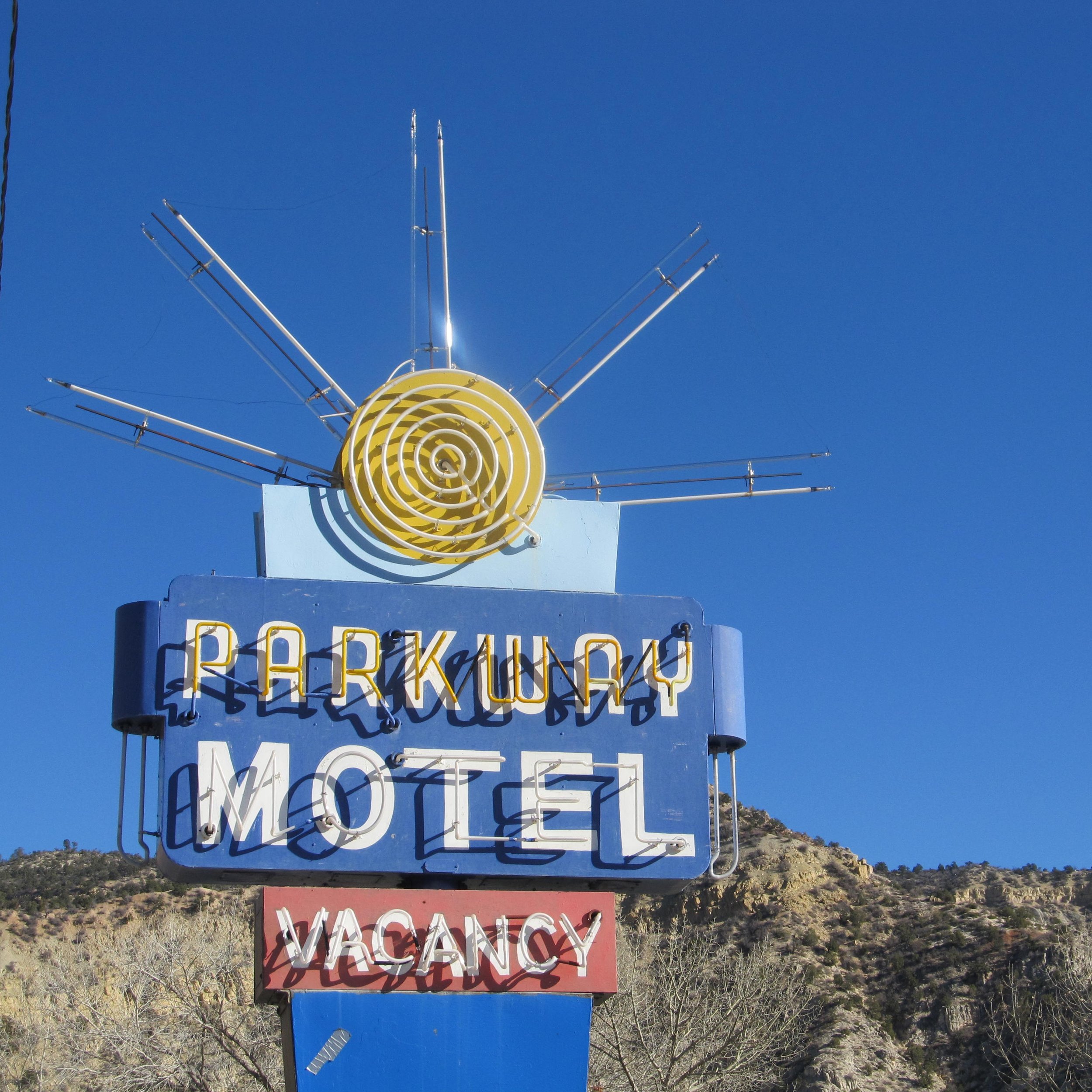 Parkway Motel O (2).JPG