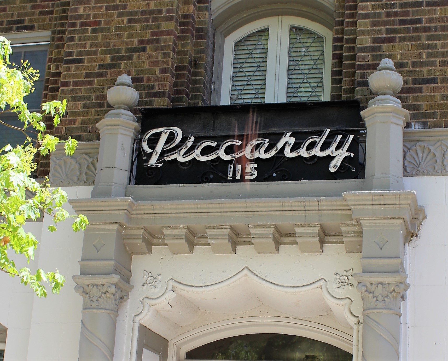 piccardy 4 sign.jpg