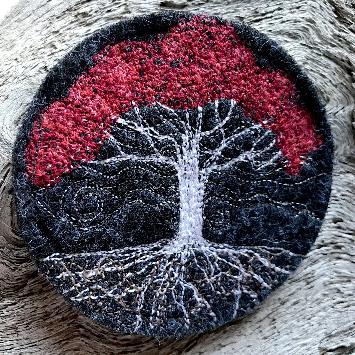 brooch2655.jpg