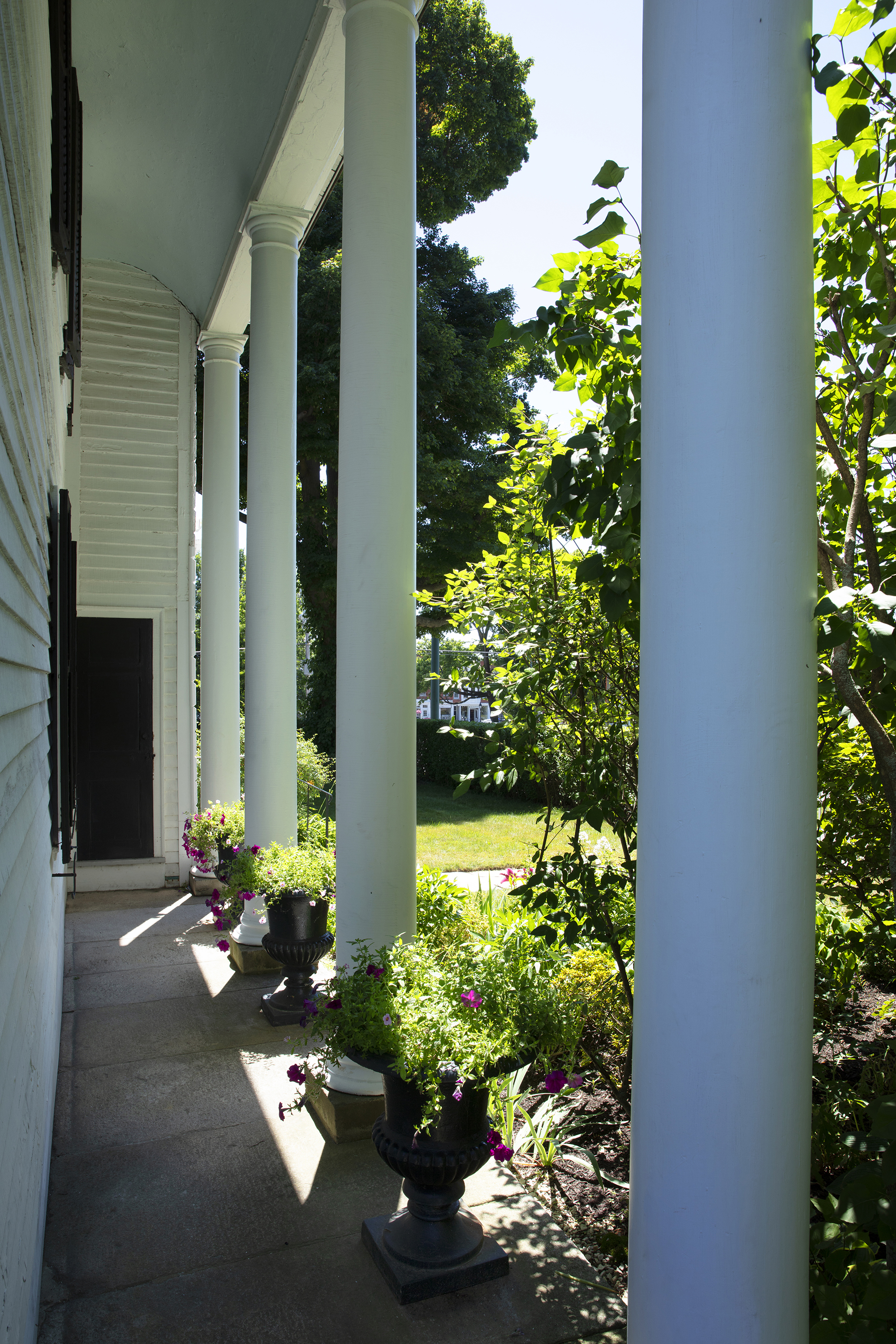 1792.The Charles Butler.Corner House. Northeast Tuscan Columned Portico.Visko Hatfield.jpg