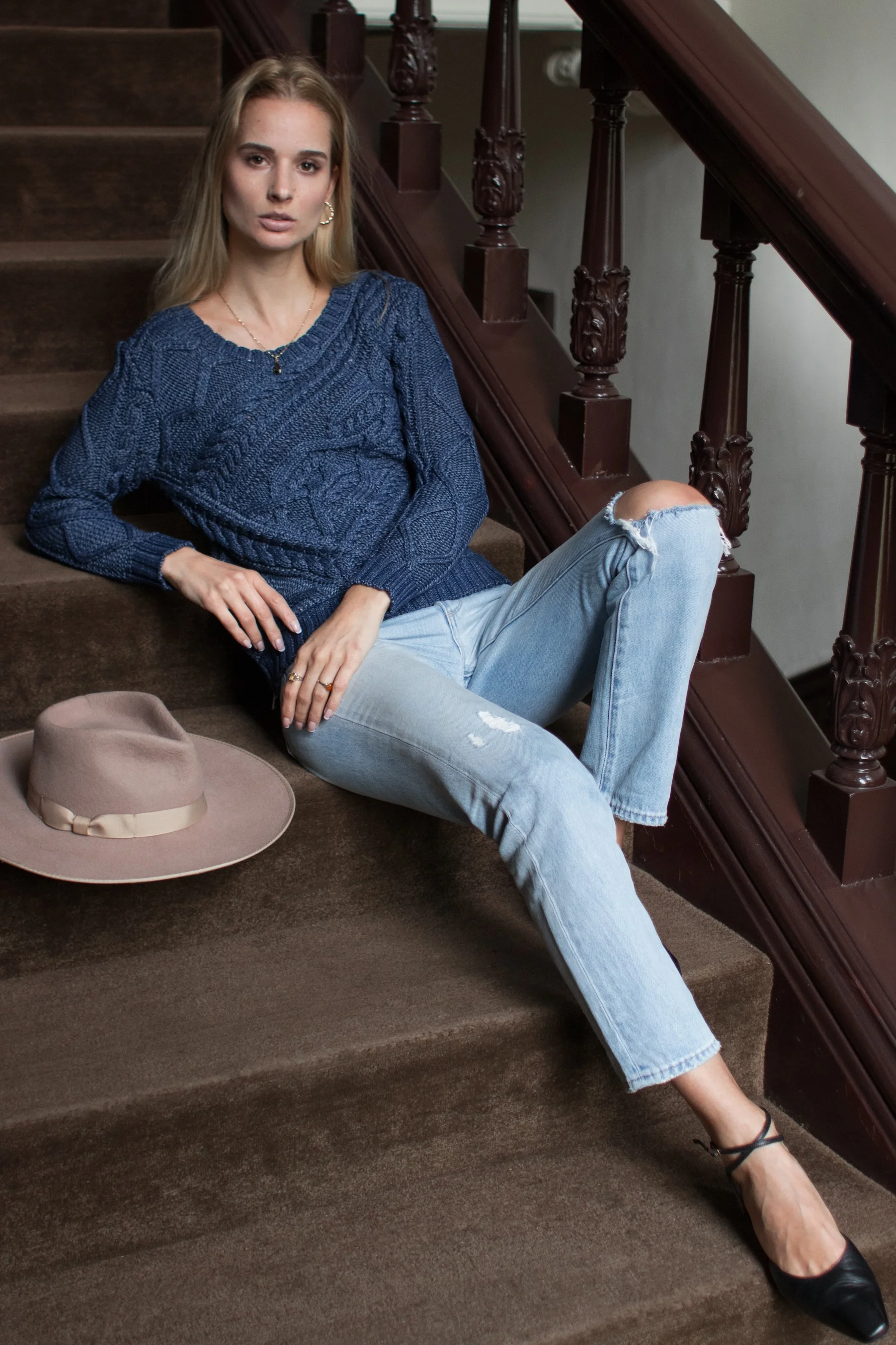 REF#ETSAKM02 | GAUGE: 3G | CONTENT: 1/6.4NM 46% WOOL 46% ACRYLIC 8% NYLON