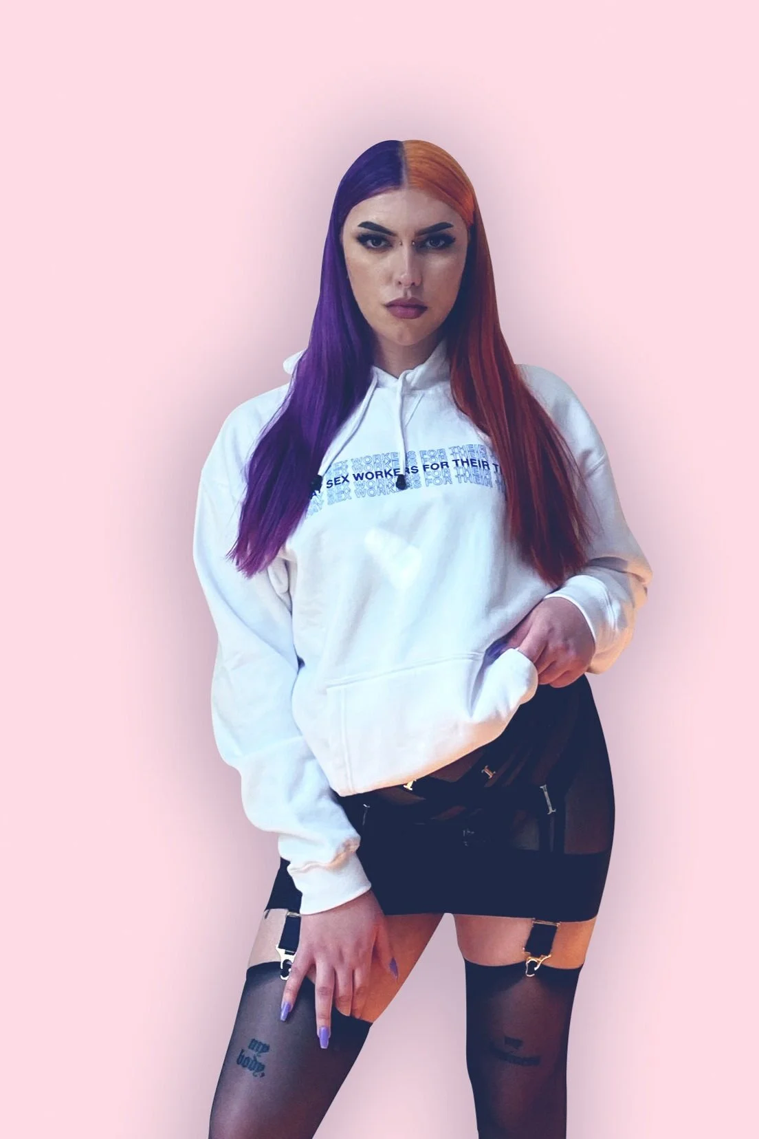 LolaOlivia24_DeepEtch_Edit_PinkBackground_Shadow.jpg