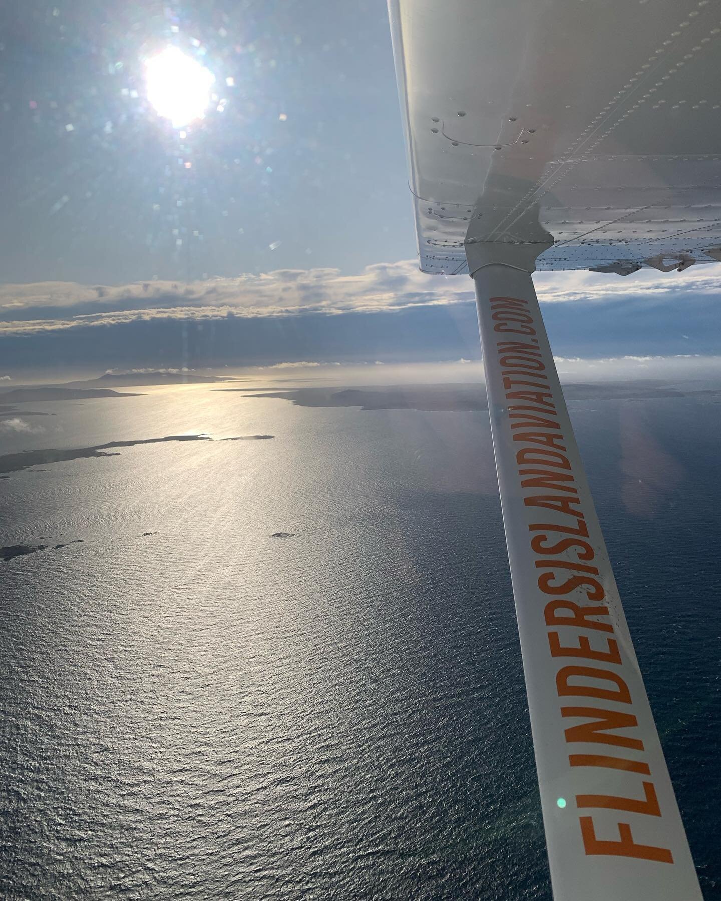What better way to explore the Furneaux Islands than from above during Summer. Call us today to book a scenic flight just for you ☀️✈️✨

#aviation #flying #flindersislandaviation #tasmania #tas #discovertasmania #flyingintasmania #northeasttasmania #