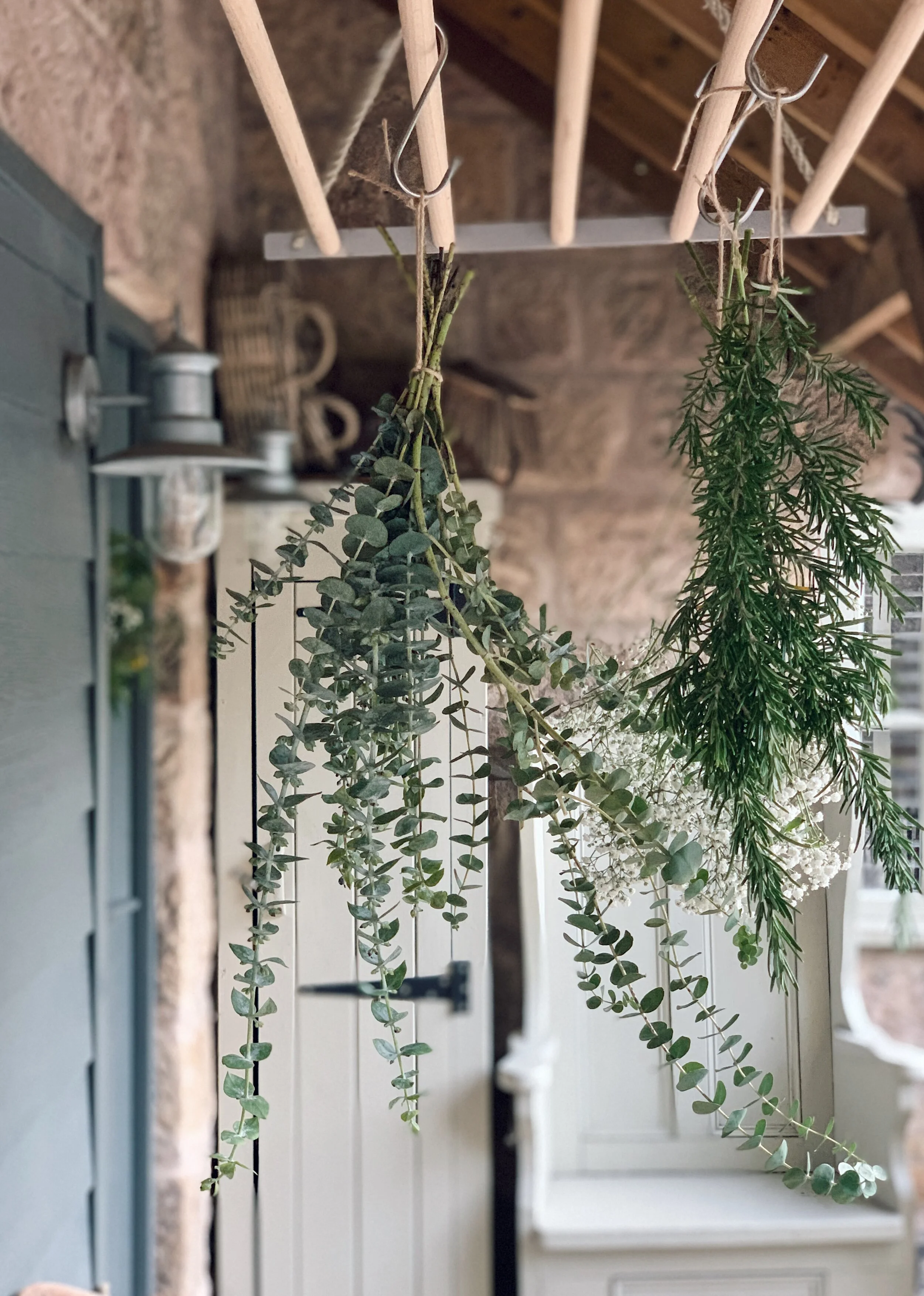 Wooden Ceiling Drying Frame