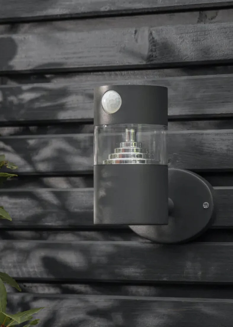 Outdoor Solar Wall Light