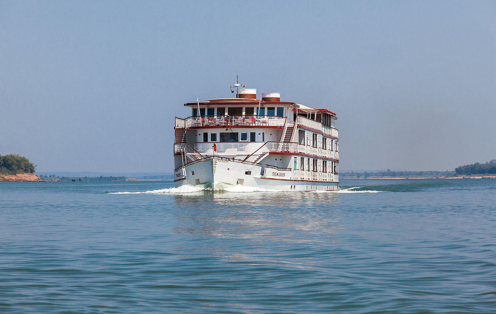 Cruising the Mekong