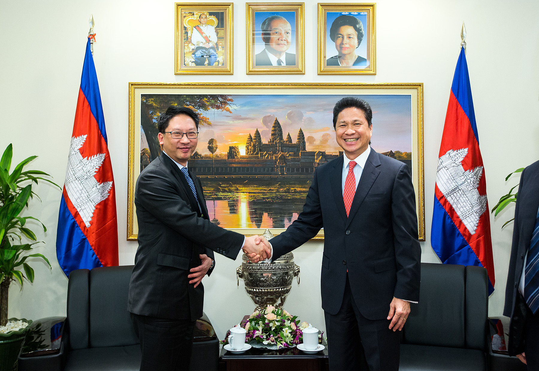 Sun Chanthol, Cambodia Minister of Commerce, Finance Mininister Hong Kong, Phnom Penh